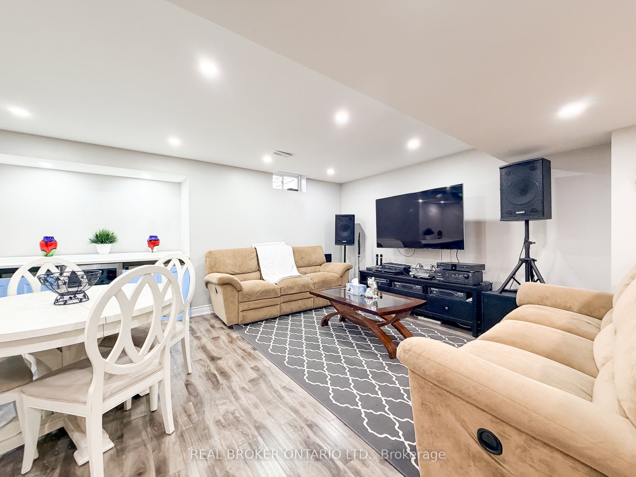 135 Goodwin Crescent Basement, Milton, ON L9E 1H9 photo 4
