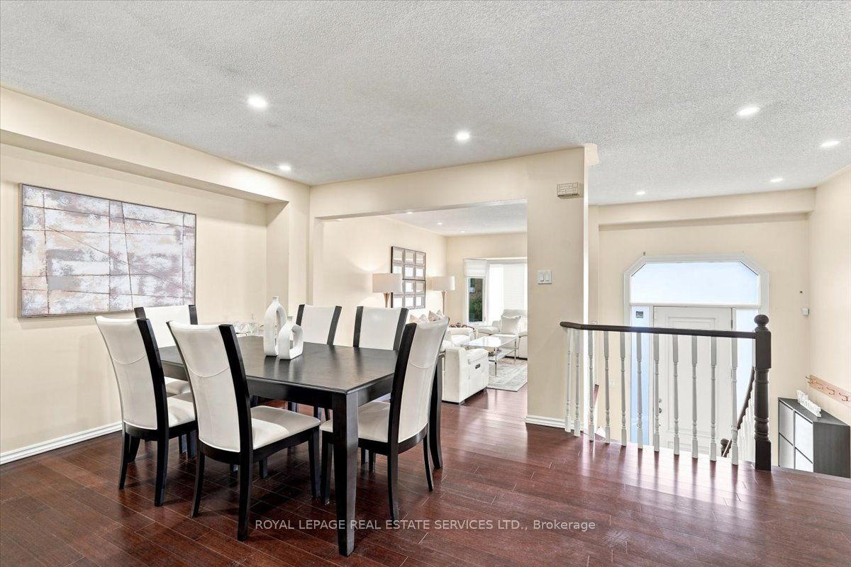 1199 LEEWOOD Drive, Oakville, ON L6M 3B3 photo 4