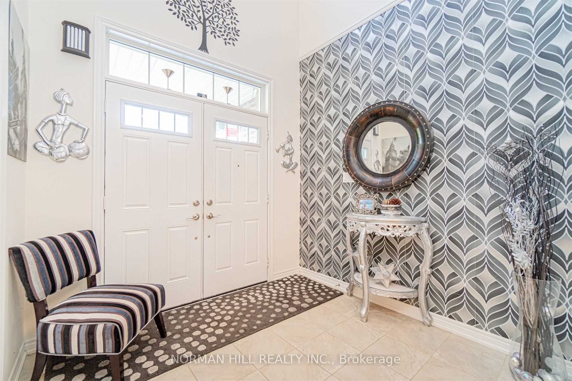 24 Rampart Drive, Brampton, ON L6P 2Z1 photo 3