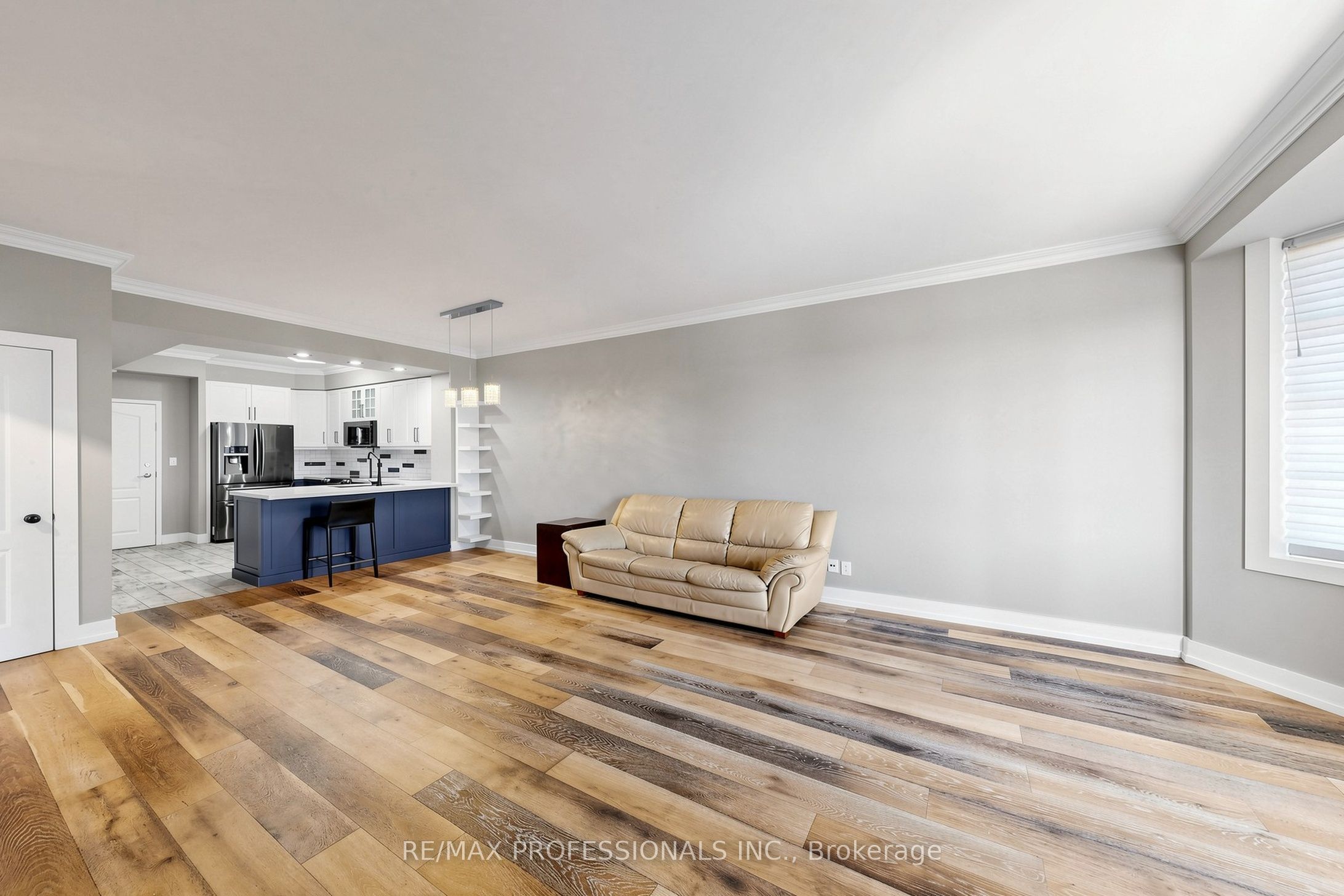 3531 Lake Shore Boulevard W 206, Toronto, ON M8W 1P4 photo 4