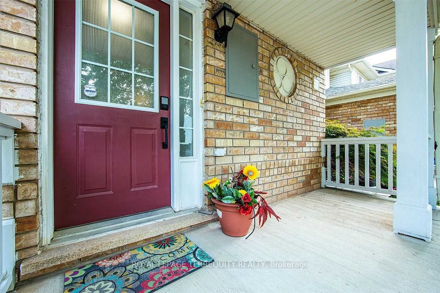 2458 Baintree Crescent, Oakville, ON L6M 4W9 photo 4