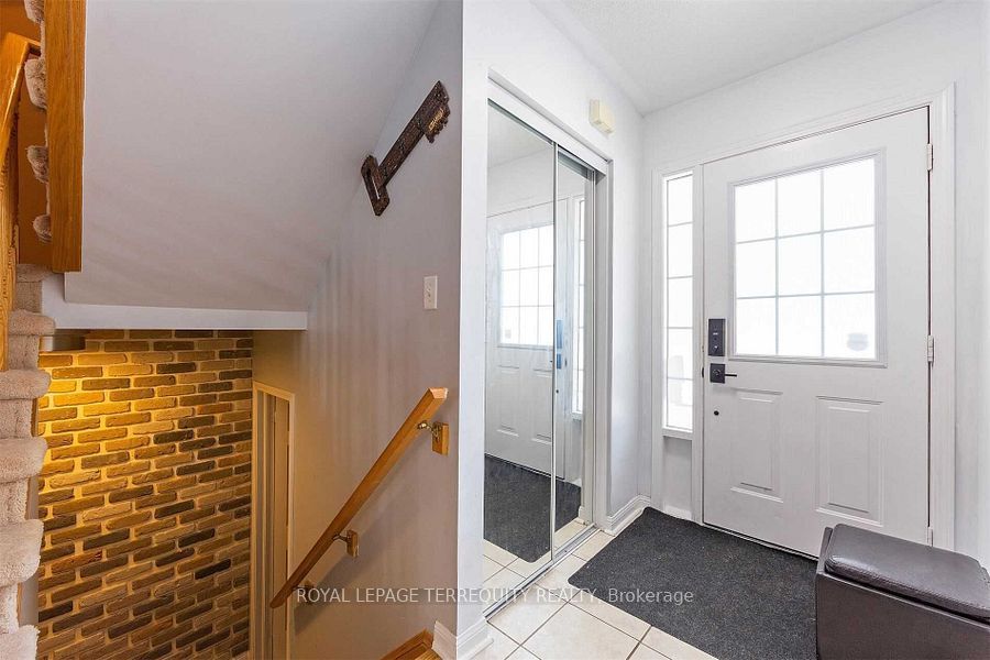 2458 Baintree Crescent, Oakville, ON L6M 4W9 photo 5