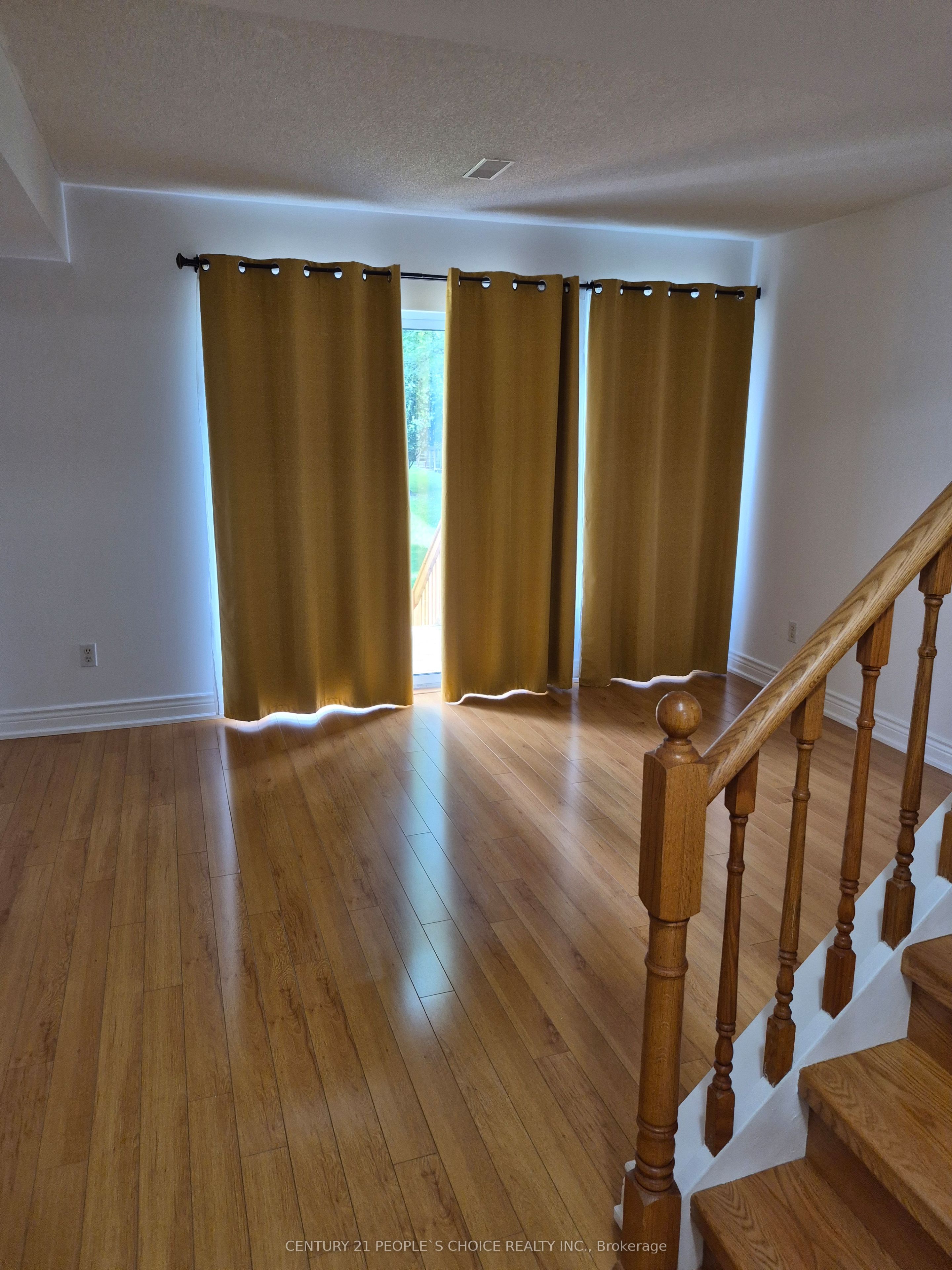 1050 Bristol Road W 111, Mississauga, ON L5V 2E8 photo 5