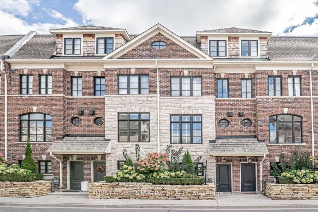 2058 Queensborough Gate 34, Mississauga, ON L5M 0X9