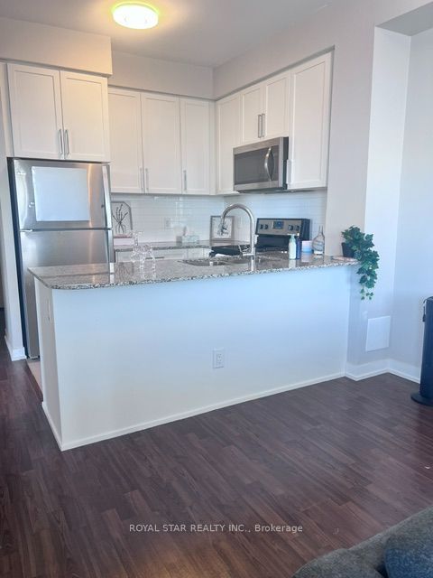 840 Queens Plate Drive 1107, Toronto, ON M9W 0E7 photo 2
