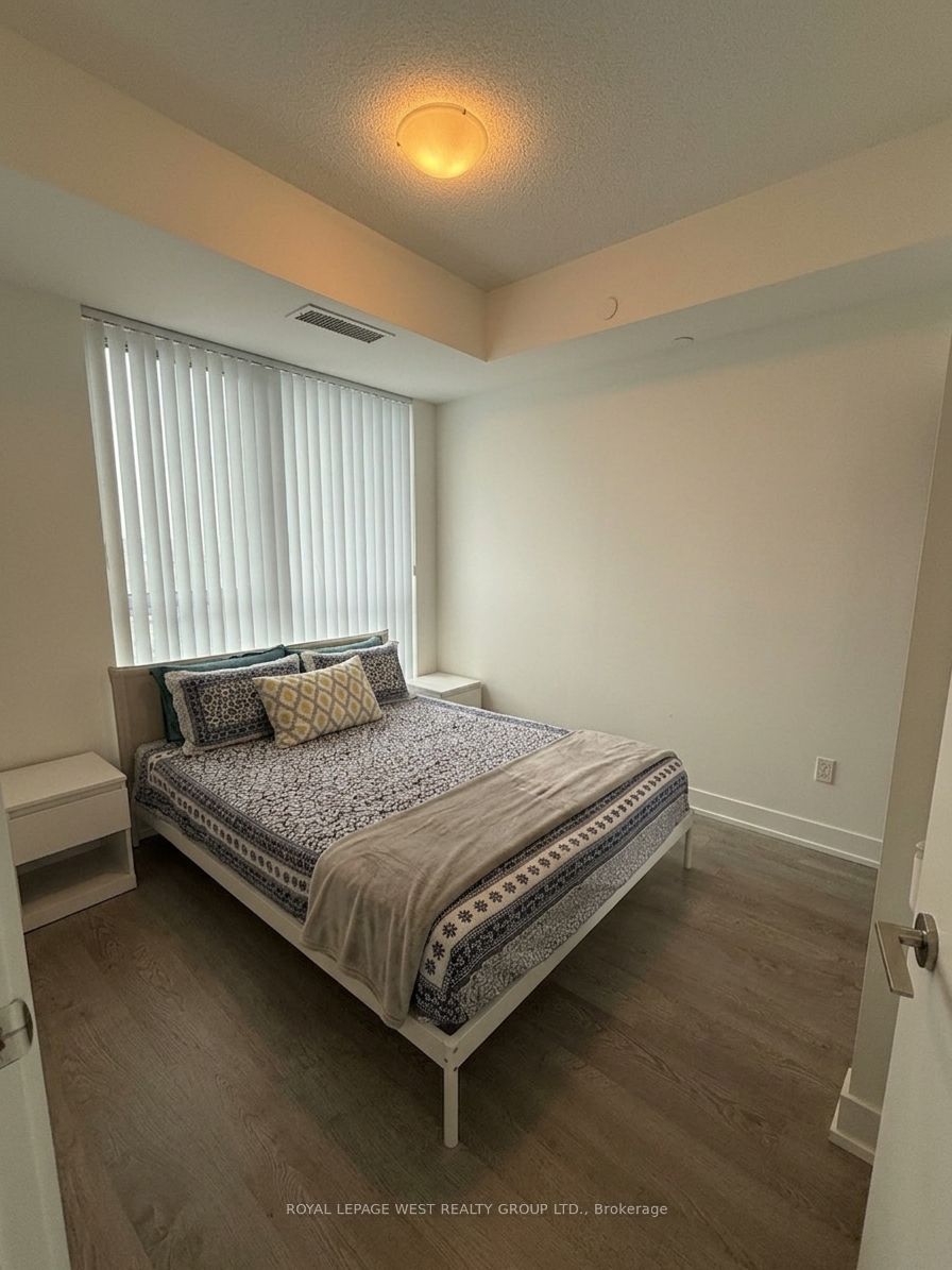 9 mabelle Avenue 3015, Toronto, ON M9A 4Y1 photo 5