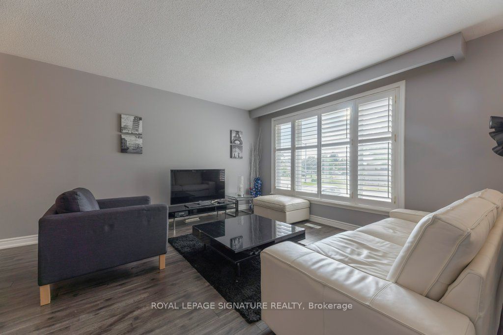 676 Abana Road, Mississauga, ON L5A 1H4 photo 4