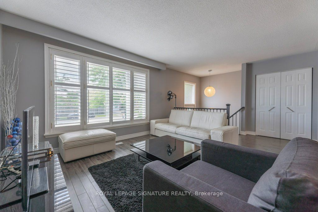 676 Abana Road, Mississauga, ON L5A 1H4 photo 5