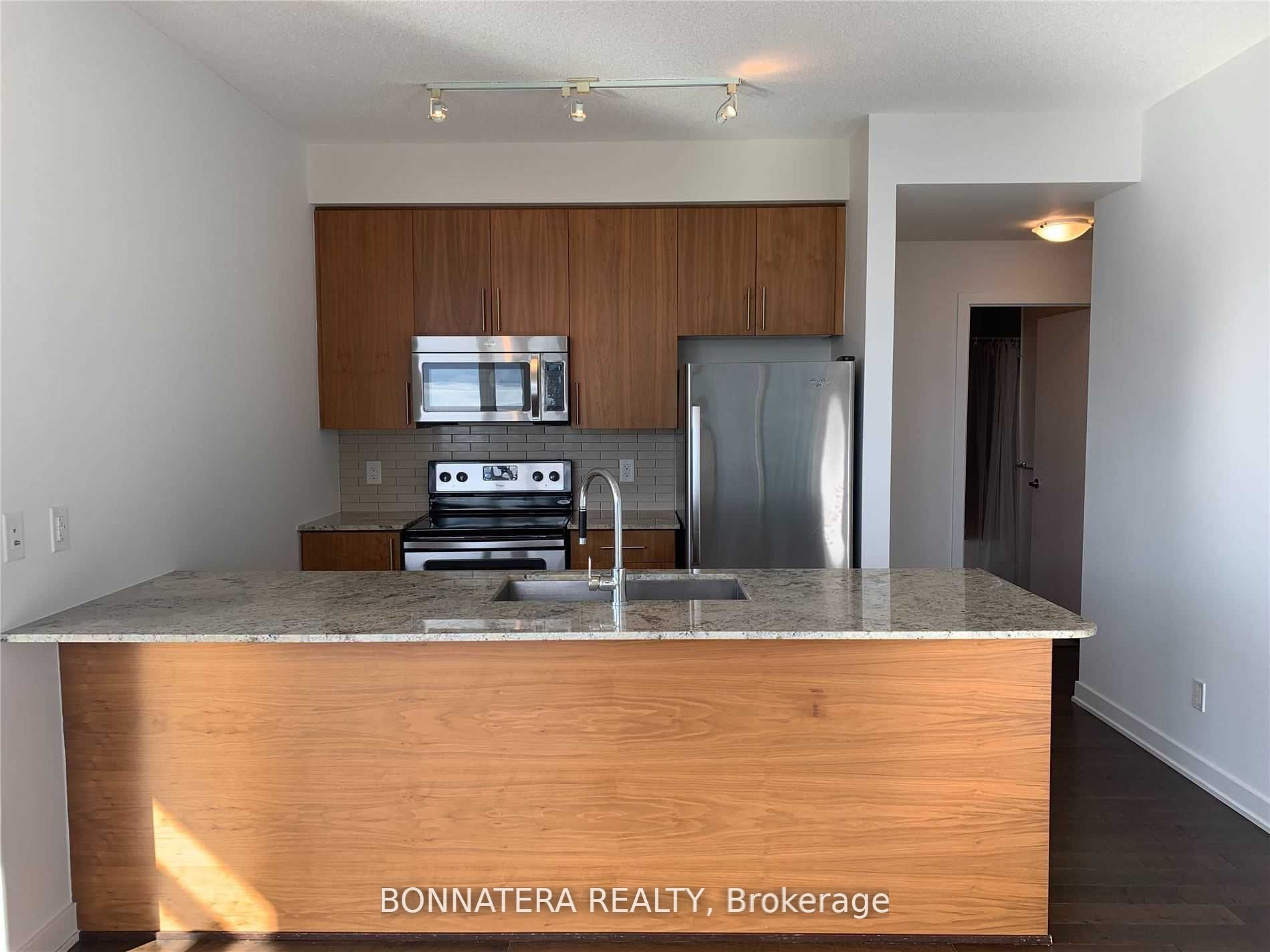 4099 Brickstone Mews 3503, Mississauga, ON L5B 0G2 photo 3