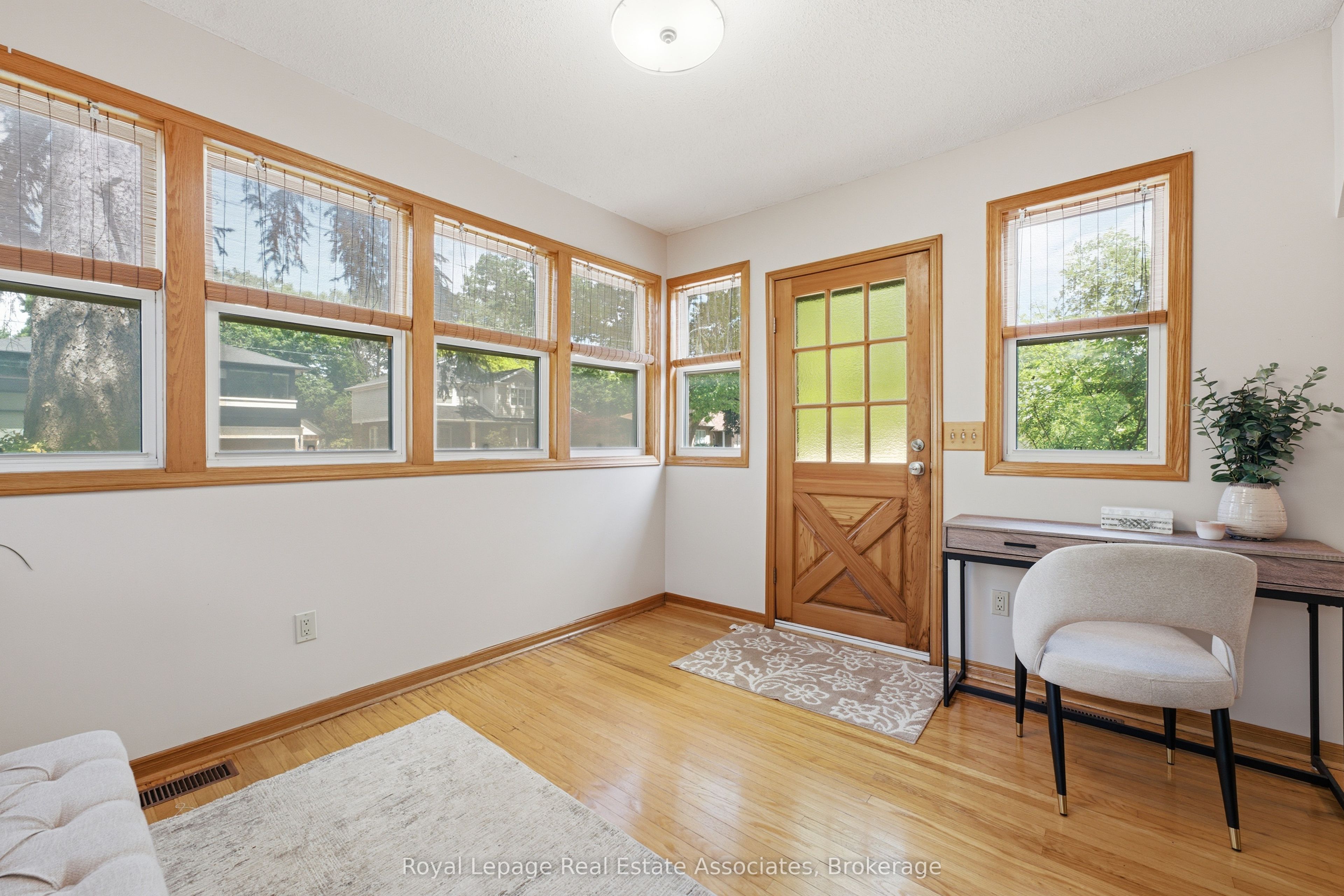 64 Eaglewood Boulevard, Mississauga, ON L5G 1V4 photo 4