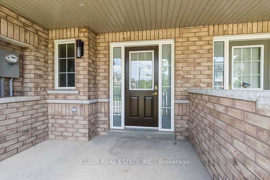 90 Delport Close, Brampton, ON L6P 1V2 photo 2