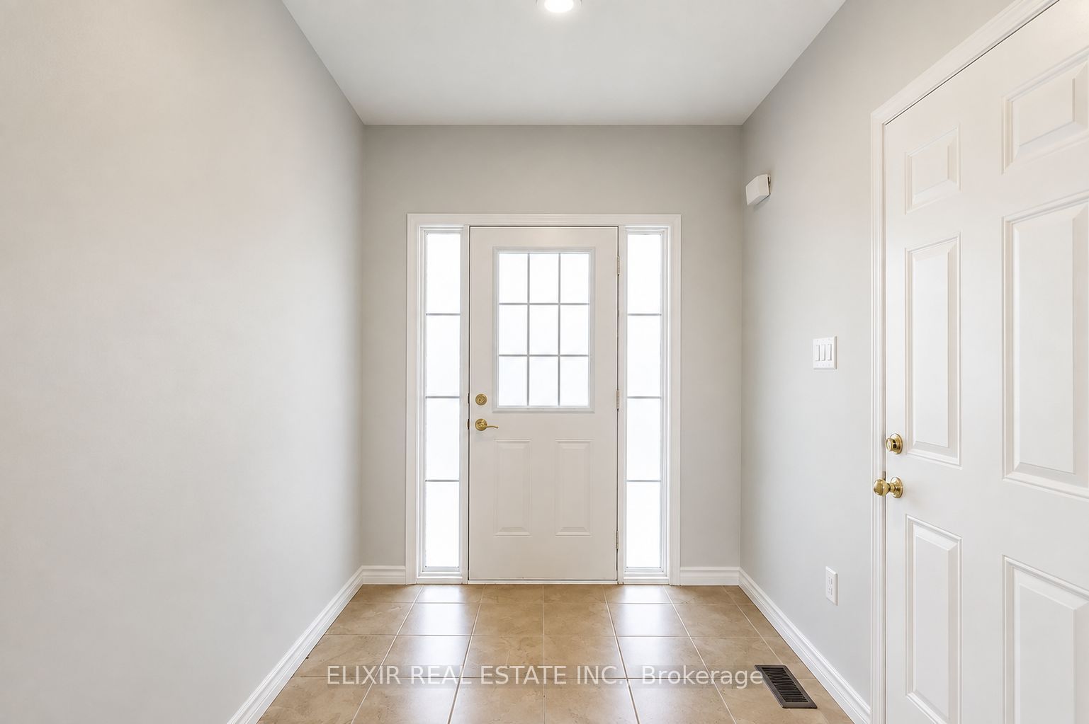 90 Delport Close, Brampton, ON L6P 1V2 photo 3