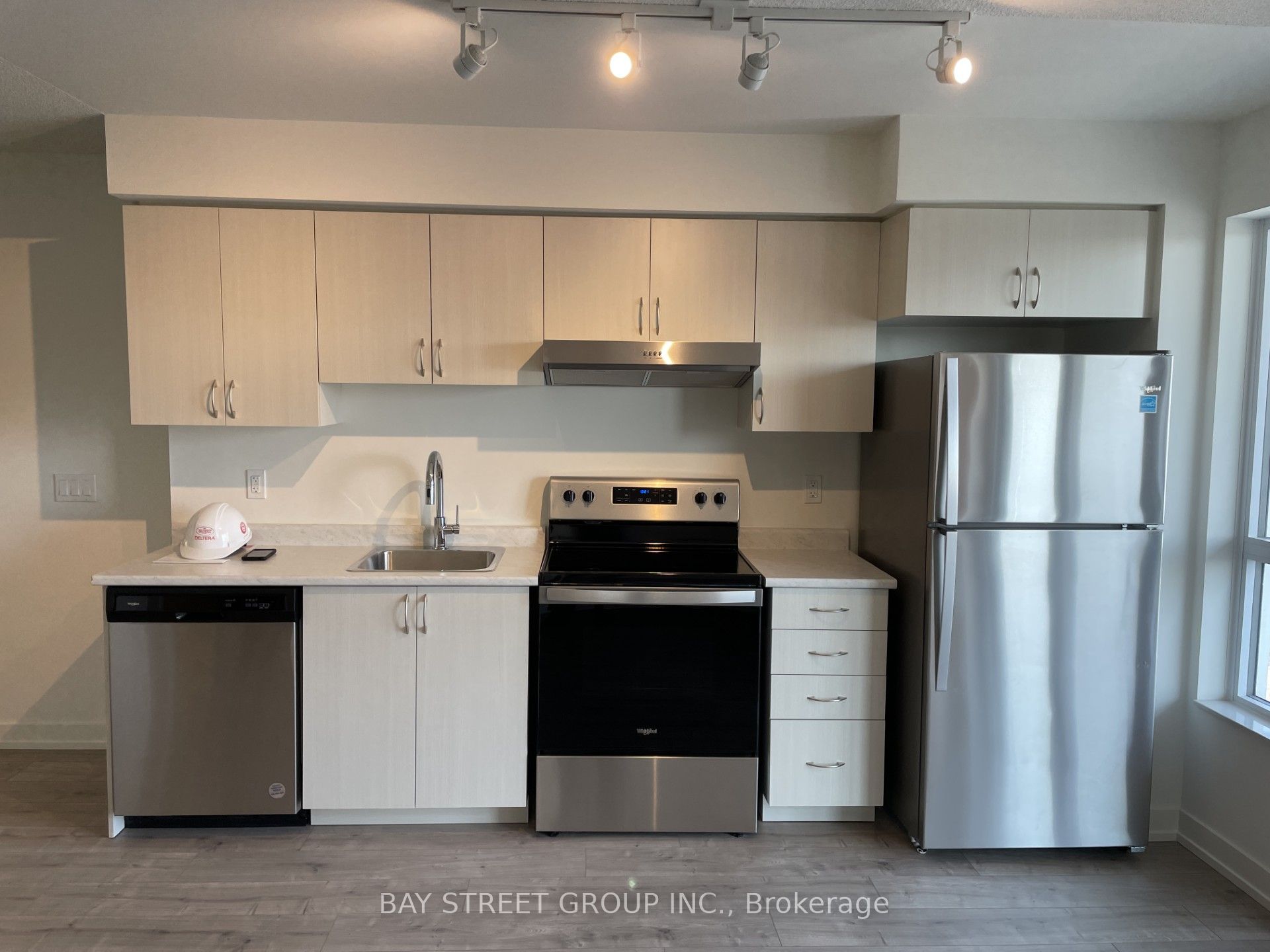 10 Wilby Crescent 809, Toronto, ON M9N 1E5 photo 3
