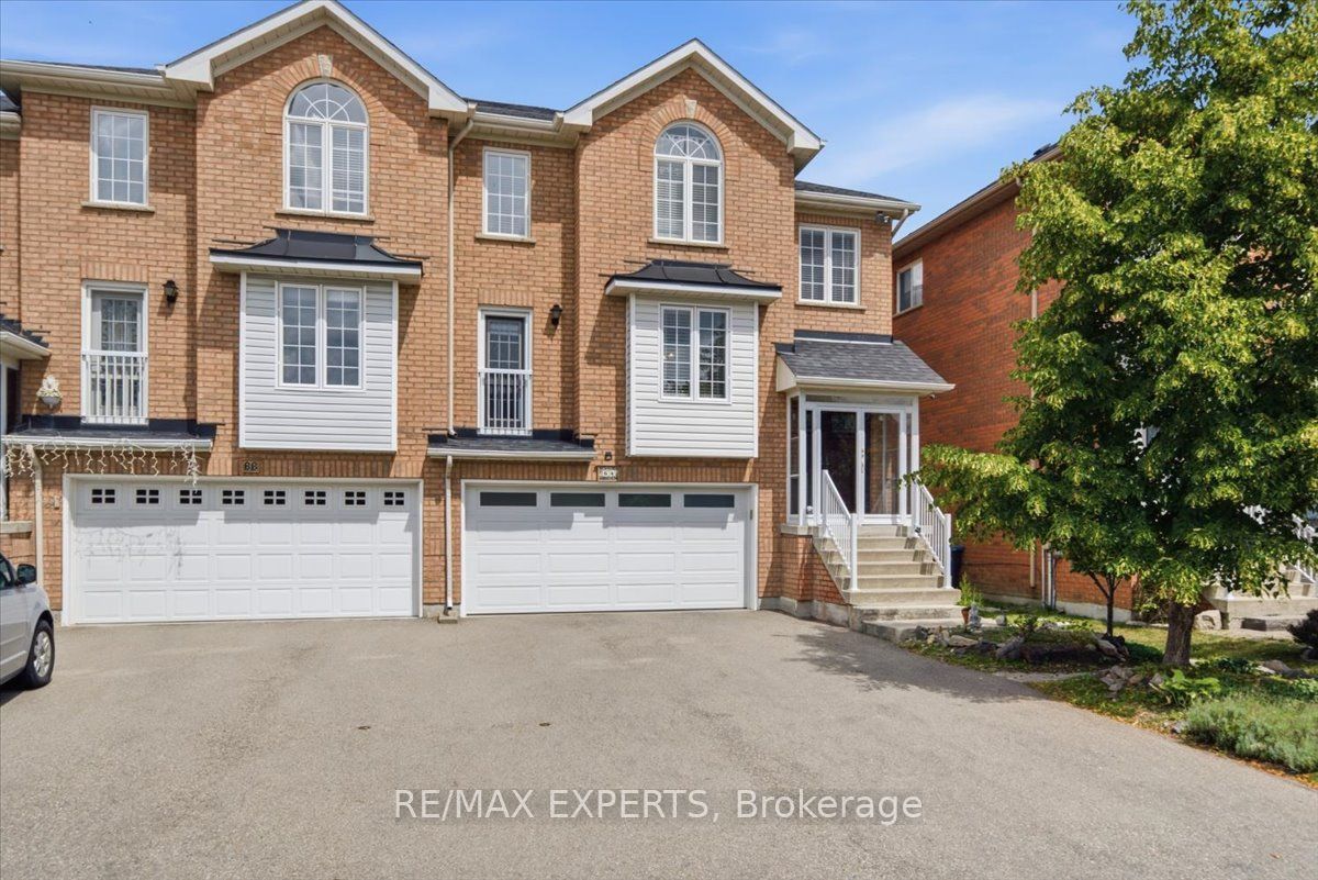 64 Knoll Haven Circle, Caledon, ON L7E 2V5 photo 3