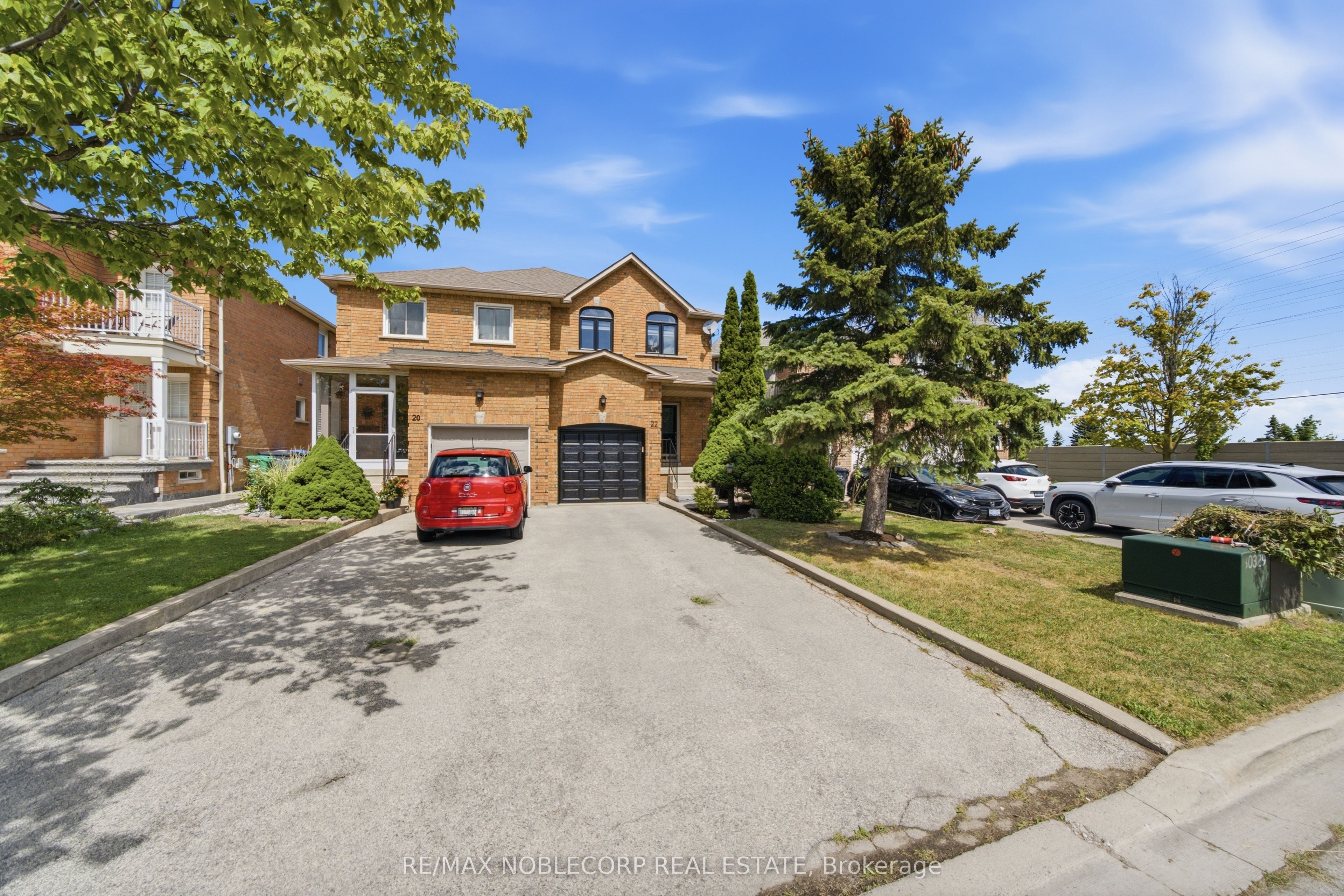 22 Carriage House Road, Caledon, ON L7E 2H6 photo 2