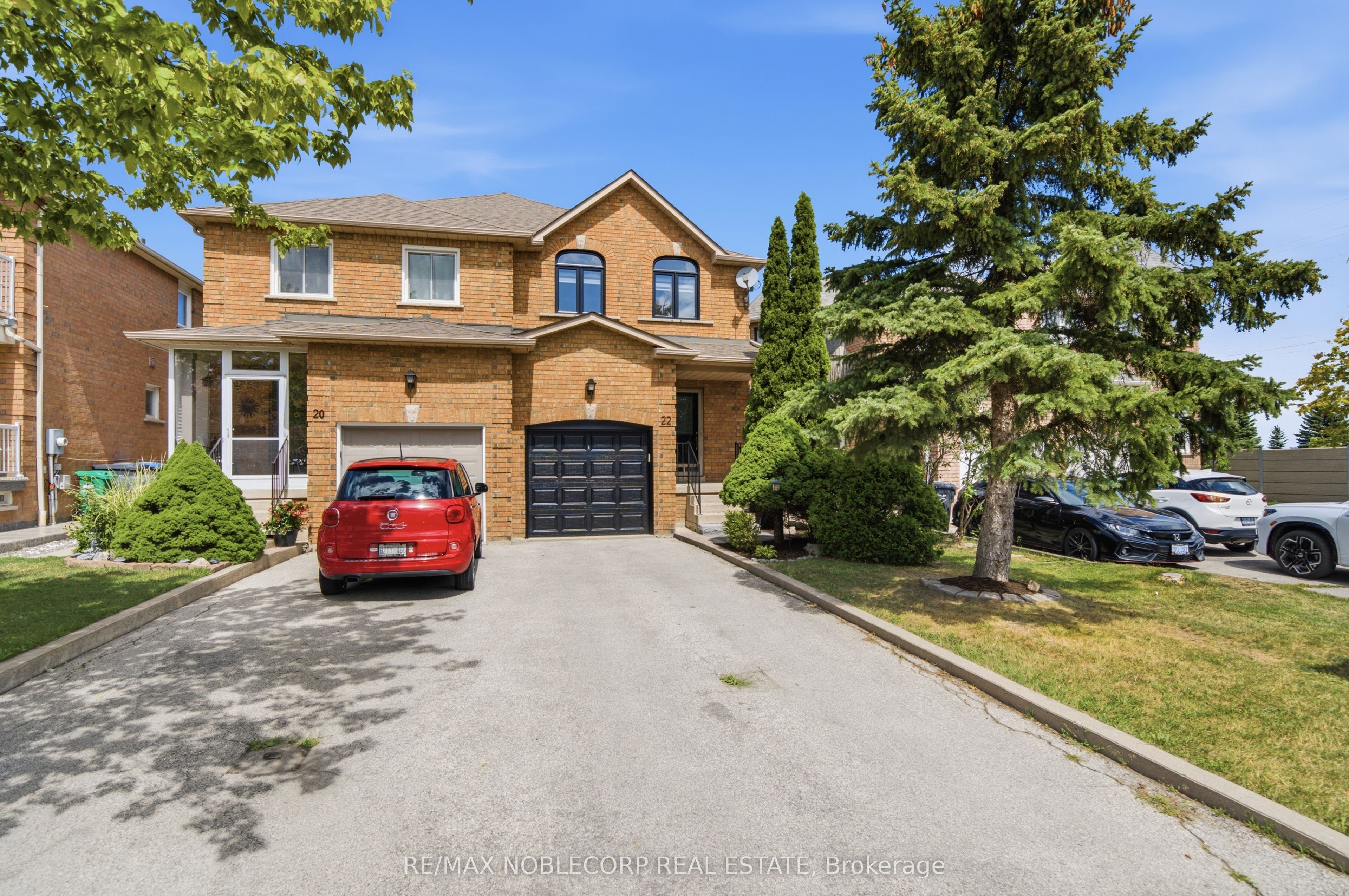 22 Carriage House Road, Caledon, ON L7E 2H6 photo 3