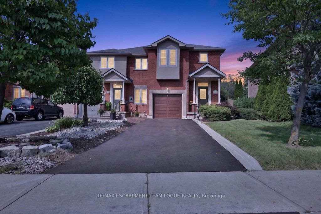 2391 DALEBROOK Drive, Oakville, ON L6H 6K4 photo 2