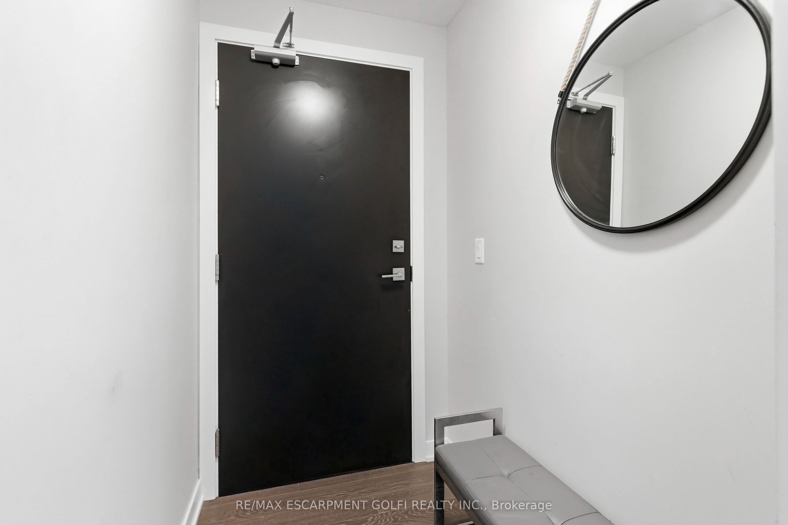 5230 Dundas Street A524, Burlington, ON L7L 0J5 photo 5