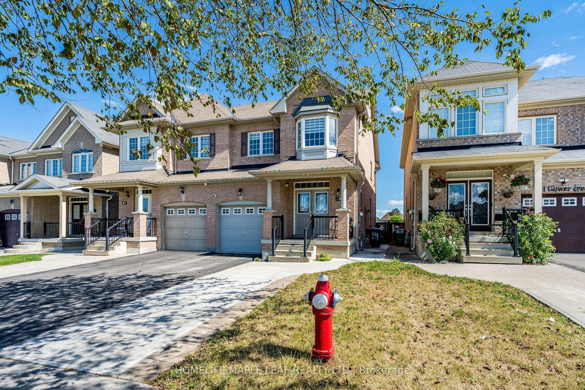 29 Gower Crescent, Brampton, ON L6R 0Y1 photo 4
