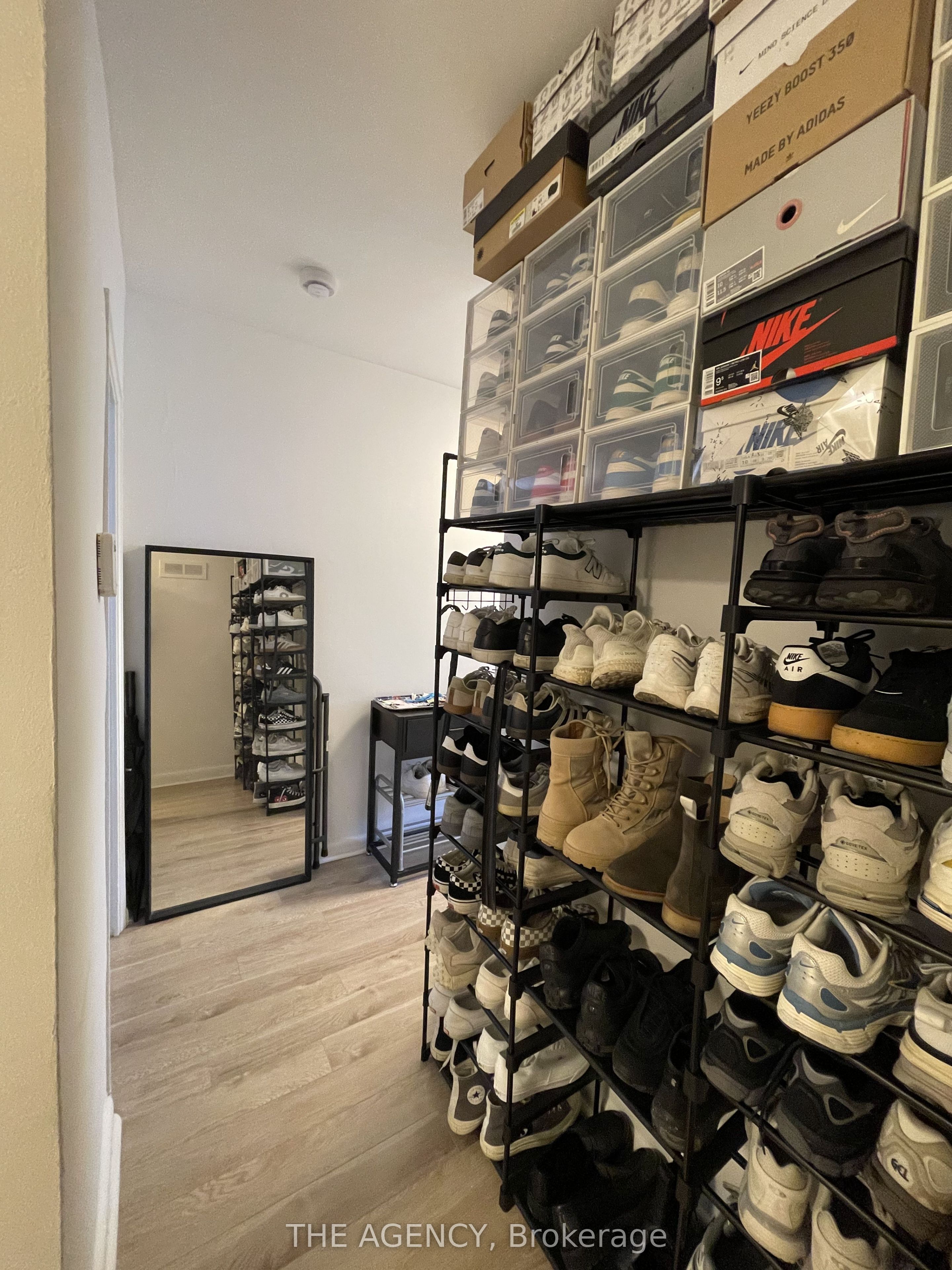2940 Dundas Street W 4, Toronto, ON M6P 1Y8 photo 4