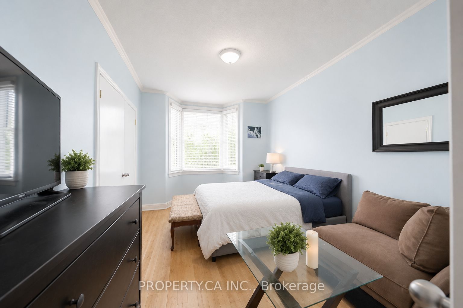 107 Runnymede Road 1, Toronto, ON M6S 2Y4 photo 4