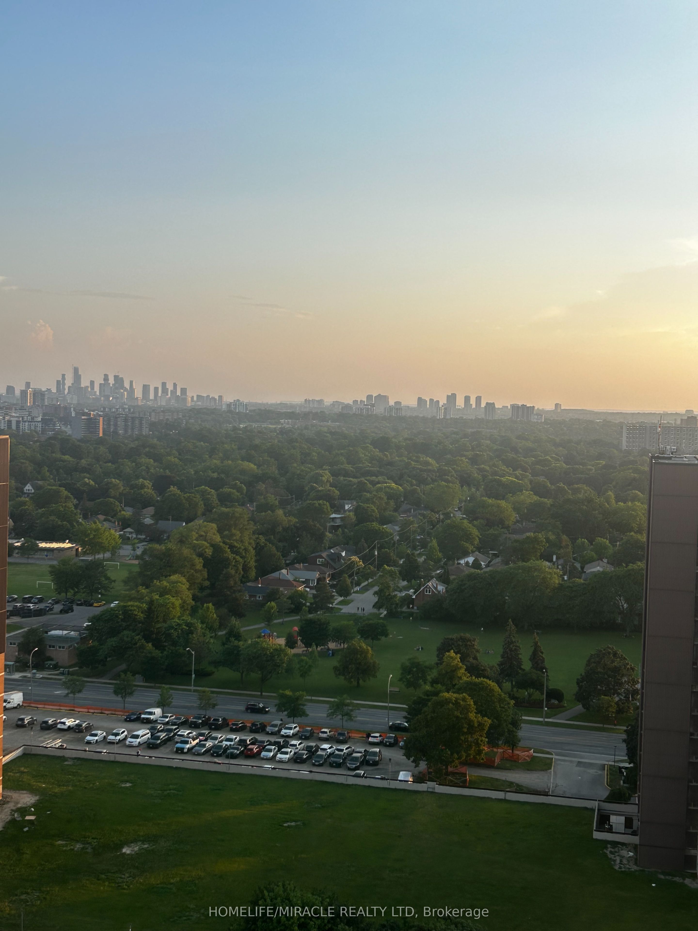 10 Eva Road 1802, Toronto, ON M9C 0B3 photo 4