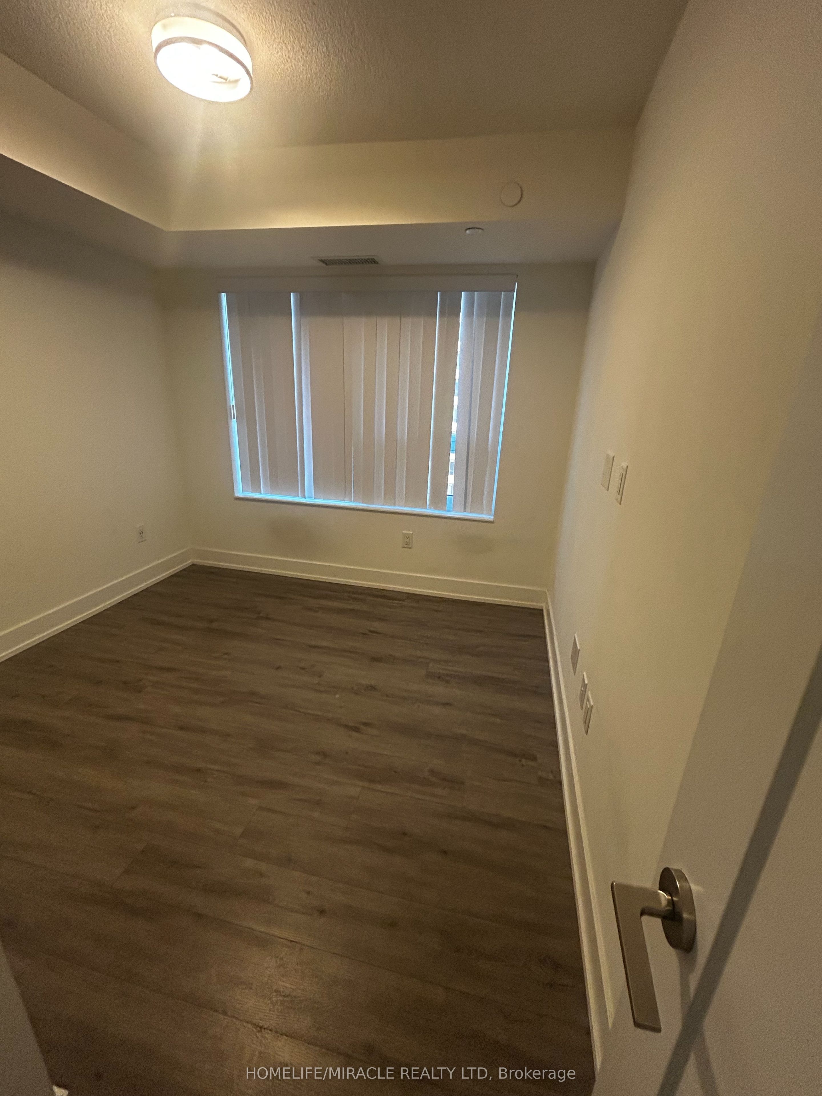 10 Eva Road 1802, Toronto, ON M9C 0B3 photo 5