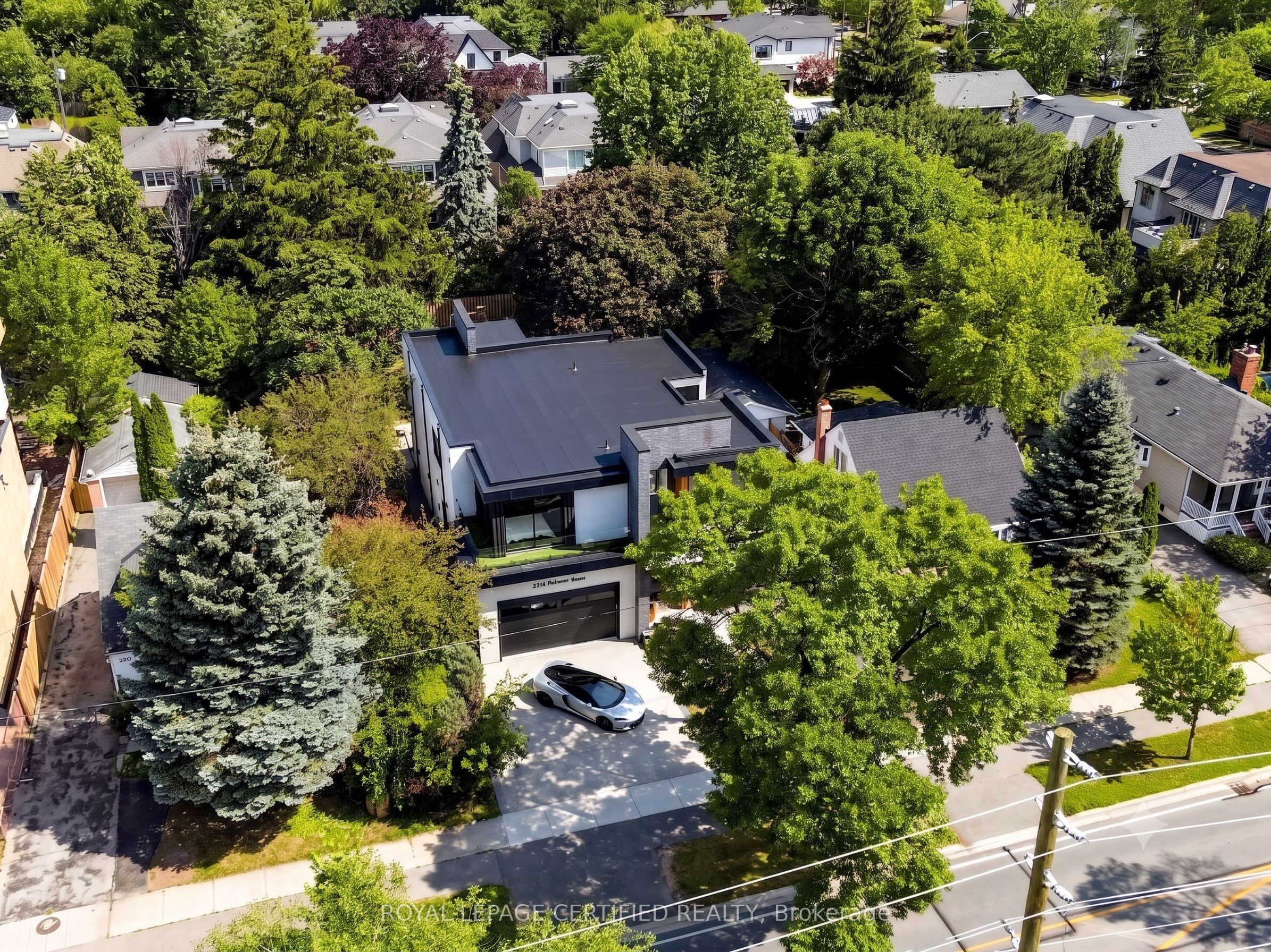 2378 Rebecca Street, Oakville, ON L6L 2A9 photo 3