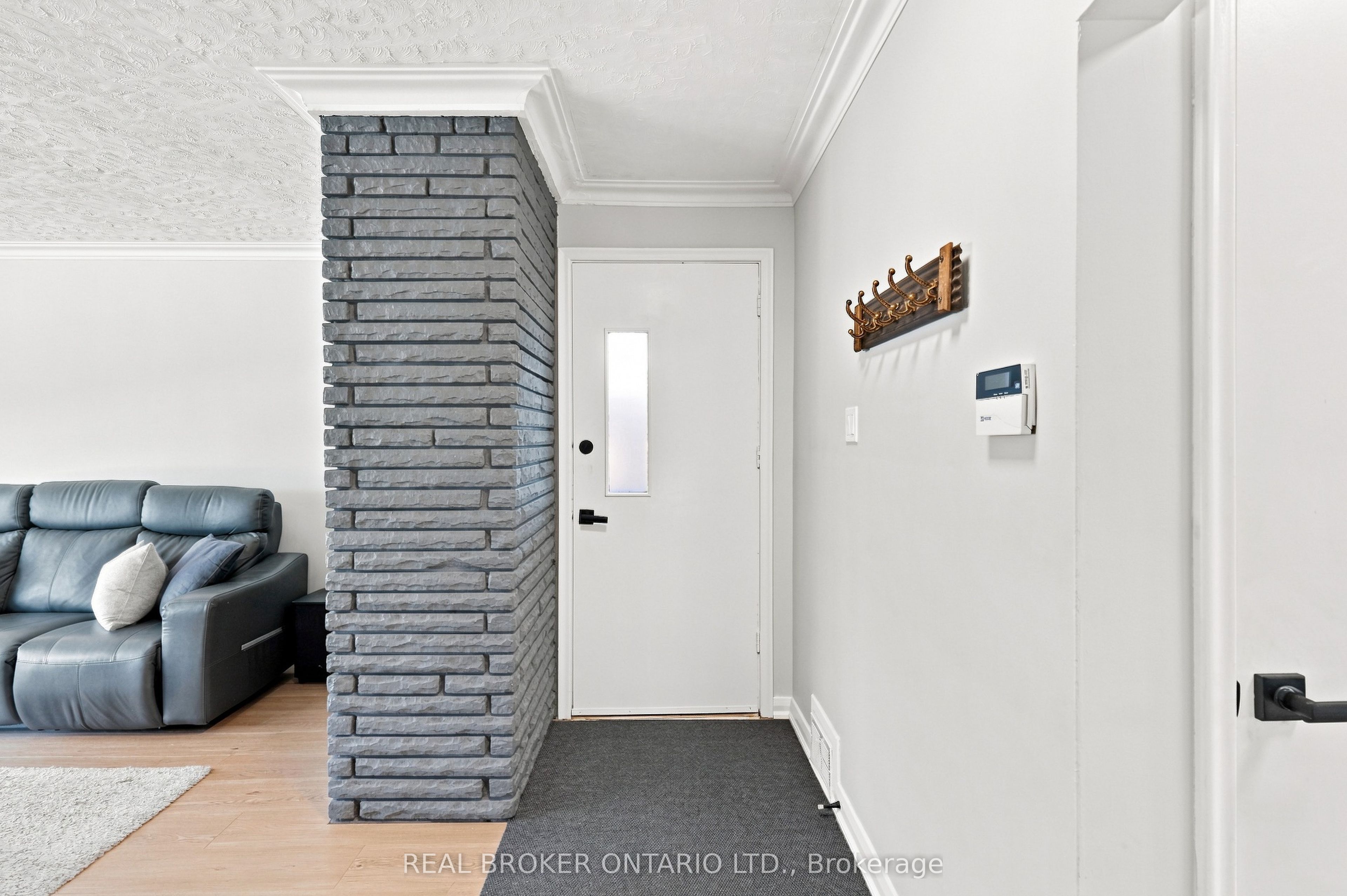 7 Allison Drive, Toronto, ON M8Z 3Z9 photo 2