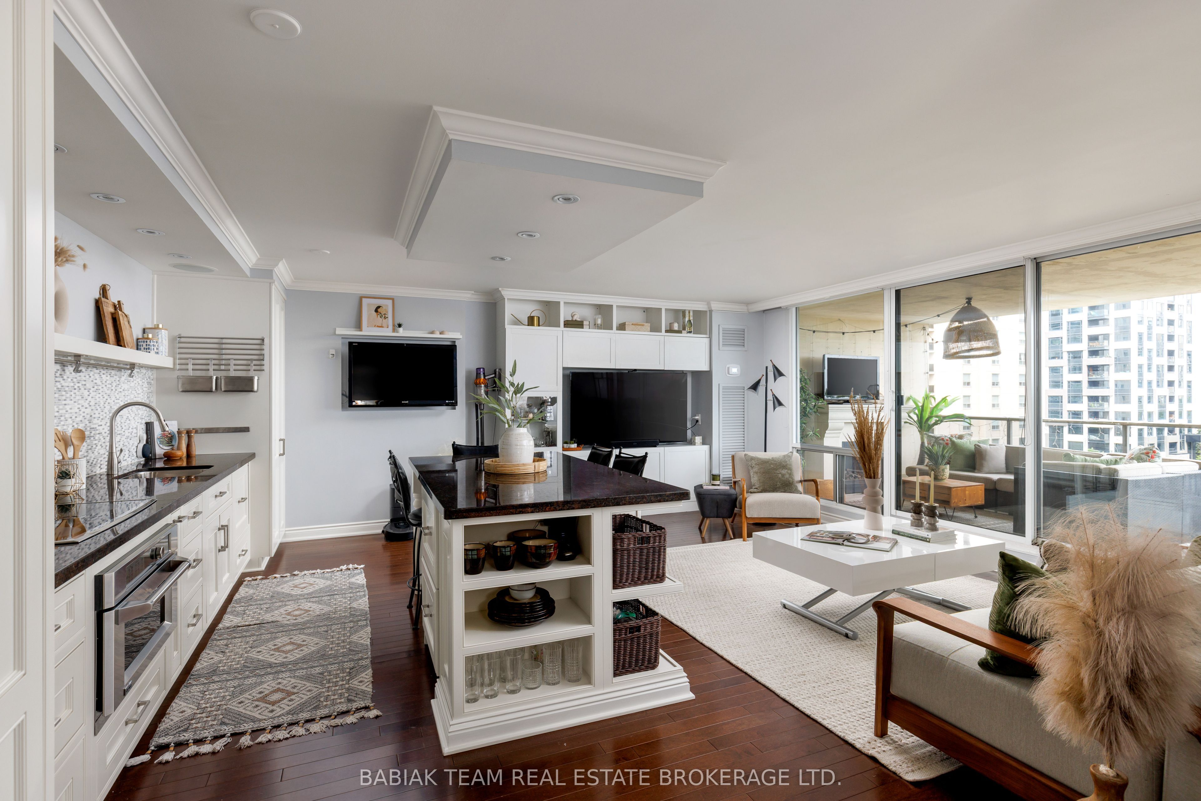 50 Quebec Avenue 705, Toronto, ON M6P 4B4 photo 3