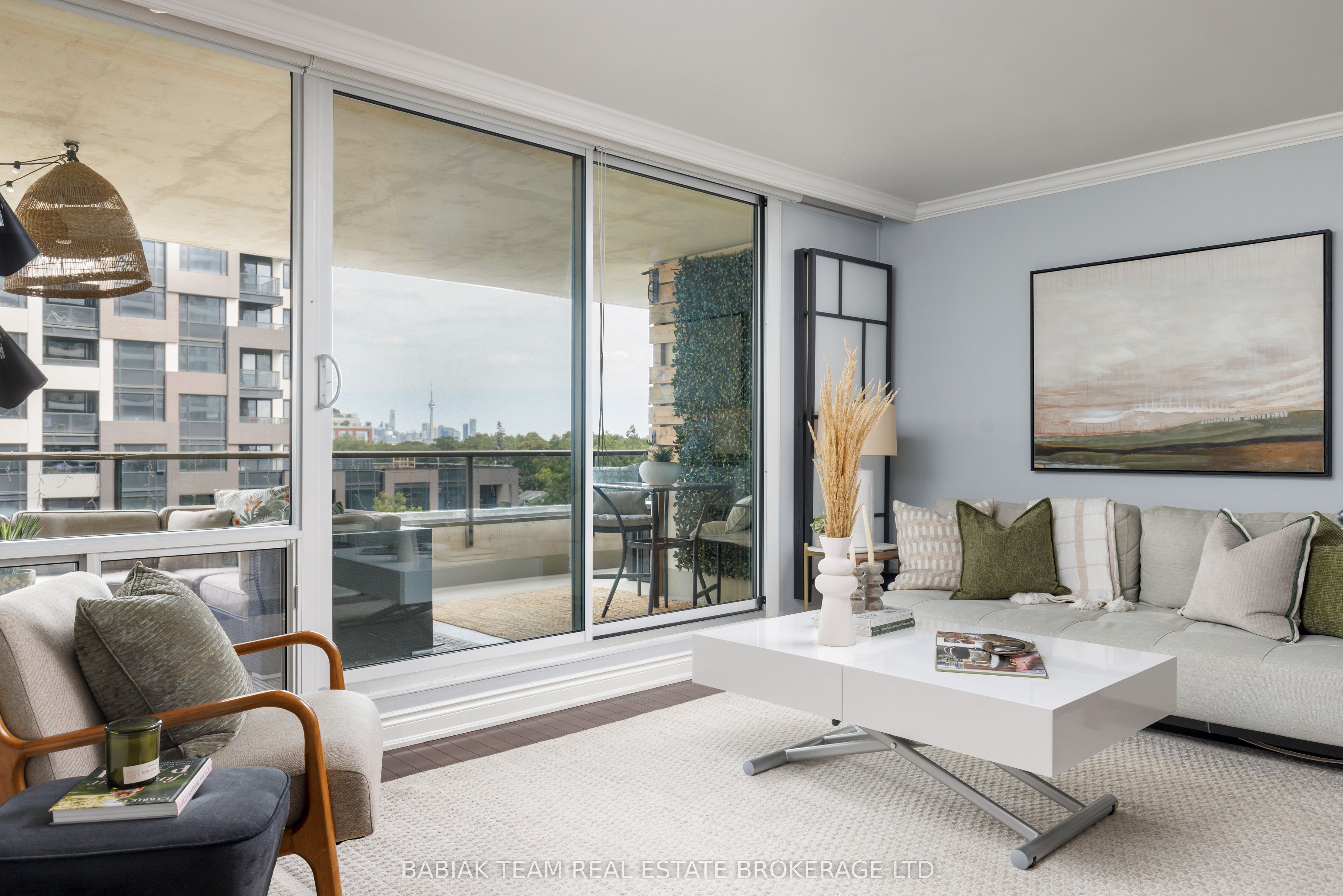 50 Quebec Avenue 705, Toronto, ON M6P 4B4 photo 5