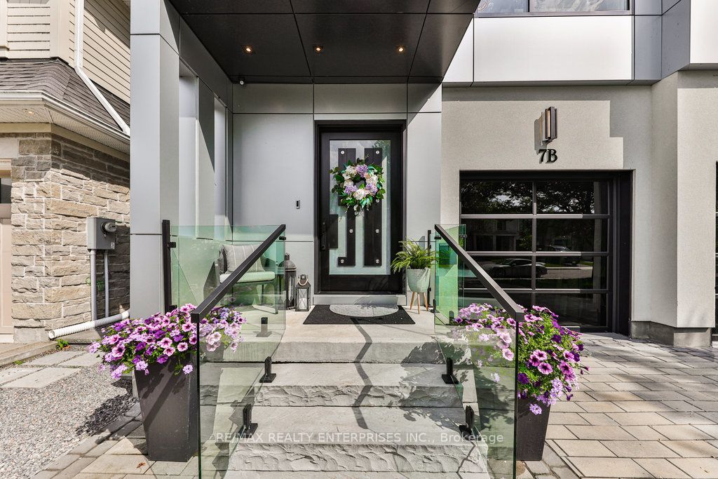 7B Iroquois Avenue, Mississauga, ON L5G 1M7 photo 3
