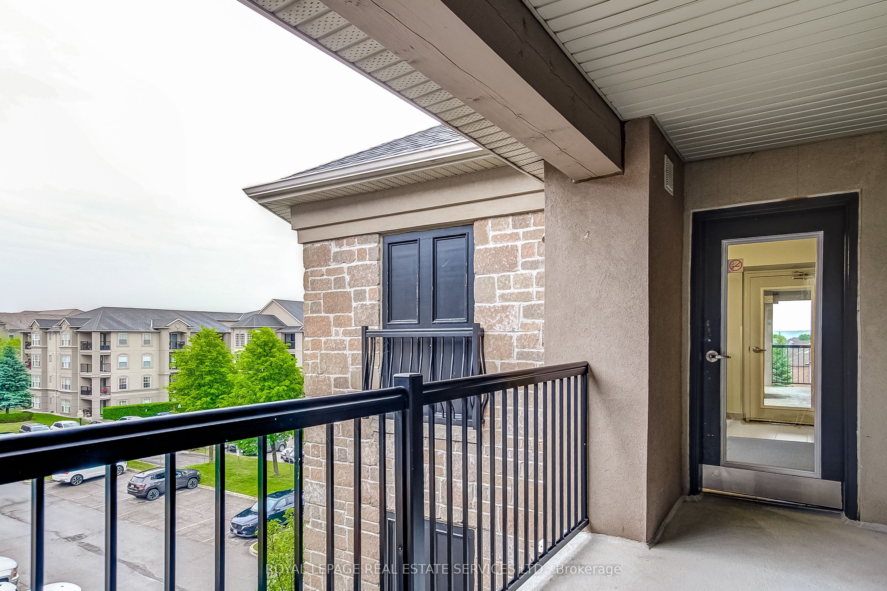 1483 Maple Avenue 409, Milton, ON L9T 0B6 photo 5