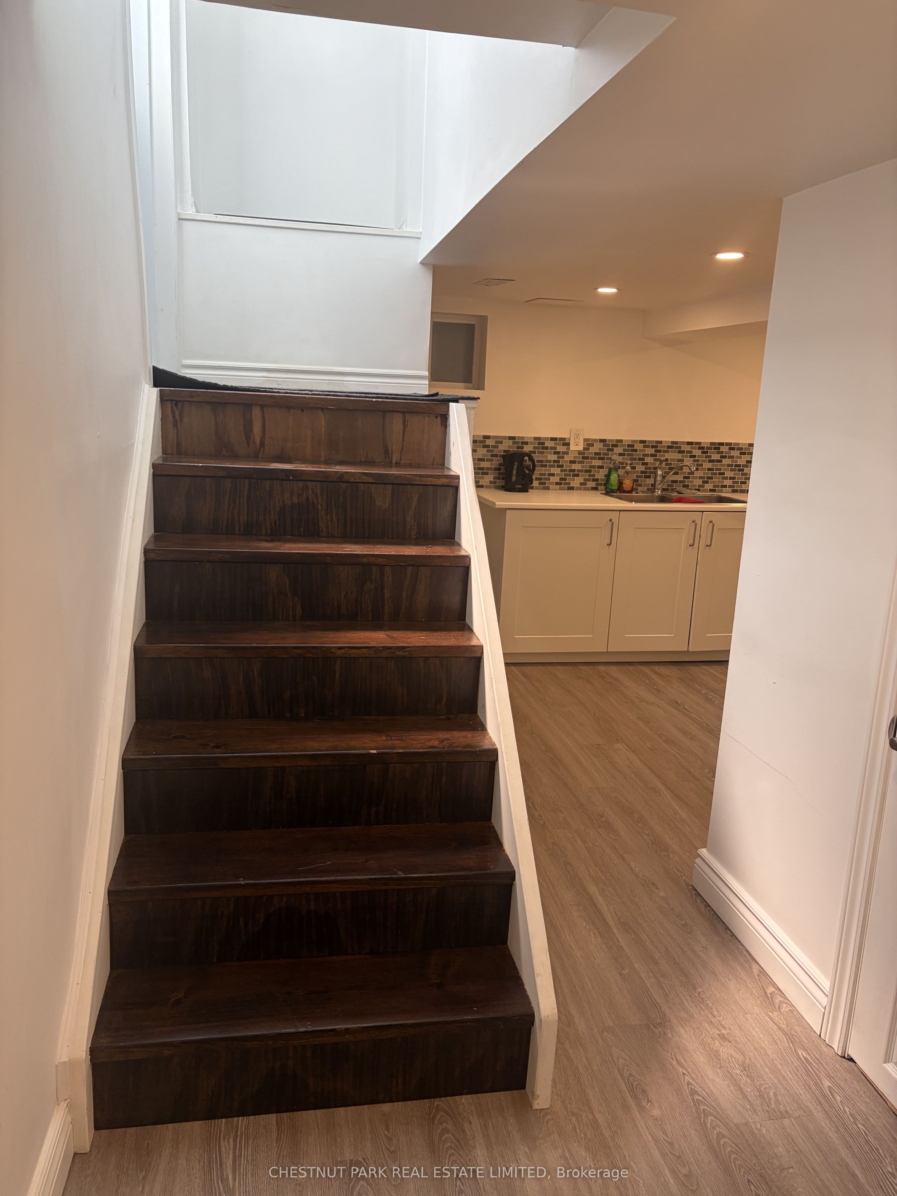 15 Denison Road E, Toronto, ON M9N 1B6 photo 3