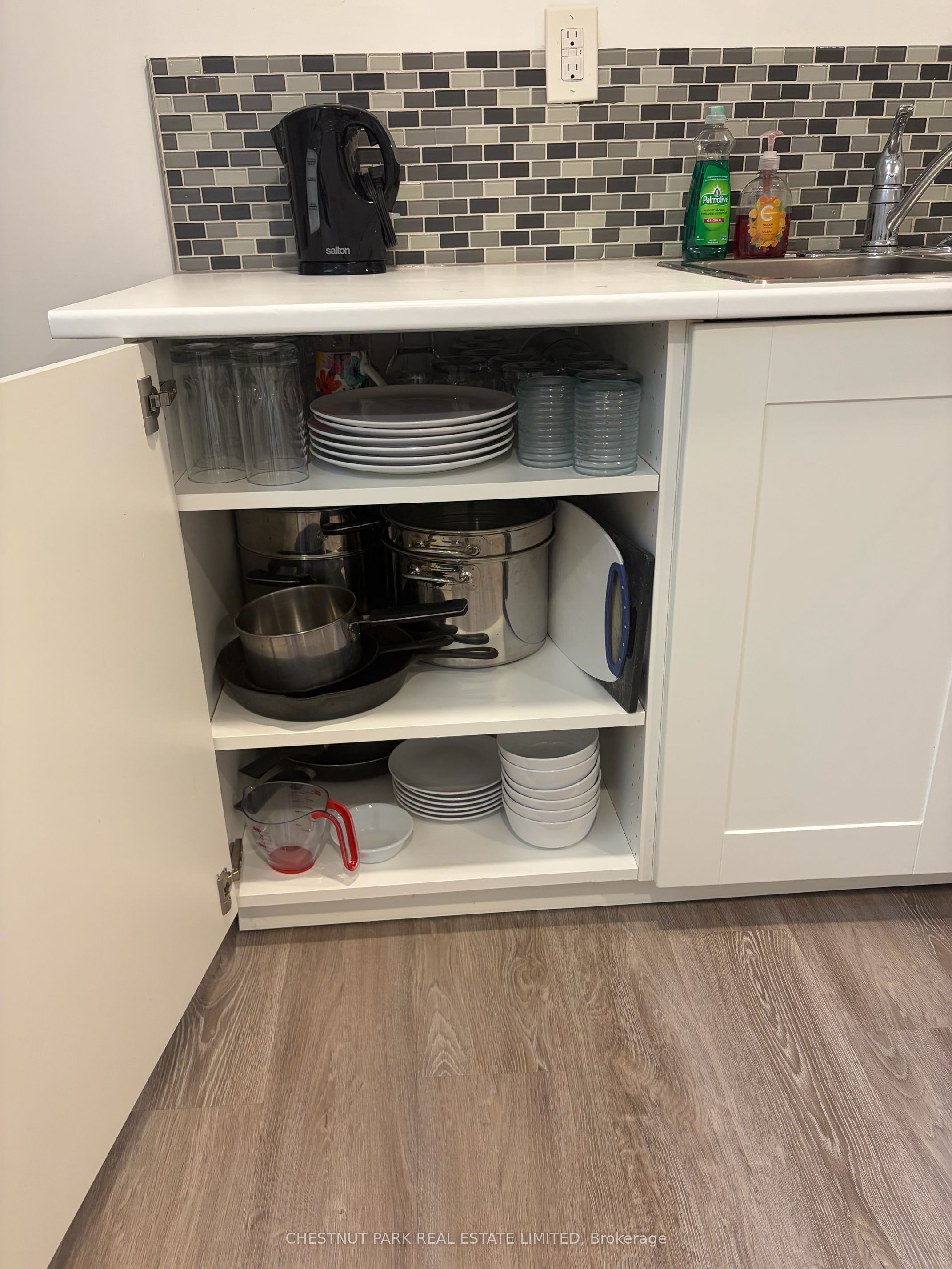 15 Denison Road E, Toronto, ON M9N 1B6 photo 5