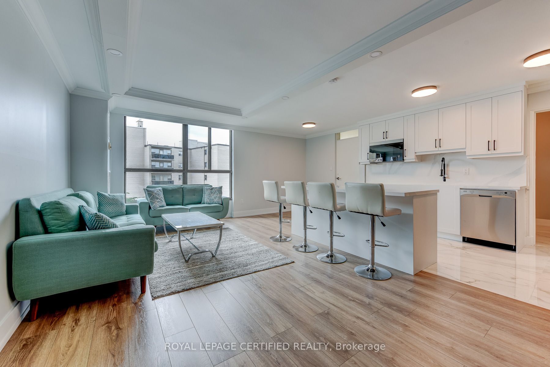 3170 Kirwin Avenue 301, Mississauga, ON L5A 3R1 photo 4
