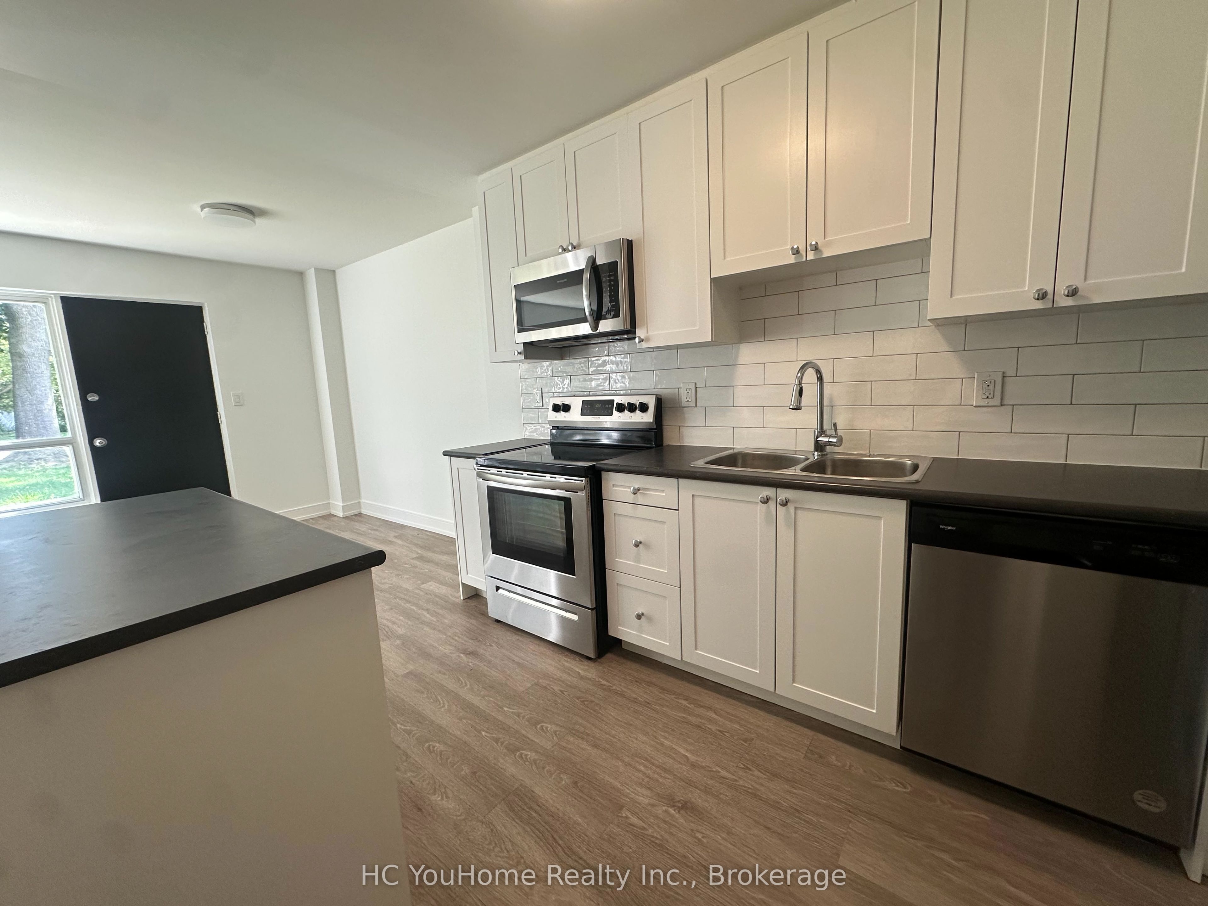 5 Cheviot Place 11, Toronto, ON M9A 2E3 photo 5