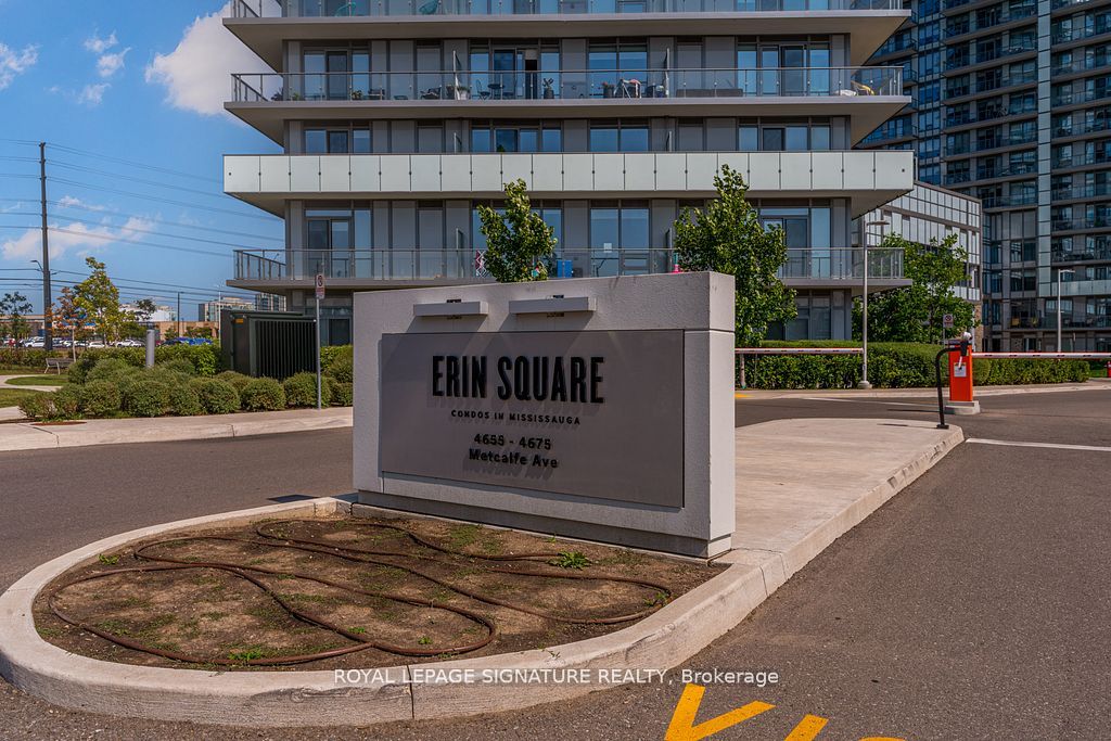 4655 Metcalfe Avenue 1901B, Mississauga, ON L5M 0Z7 photo 2