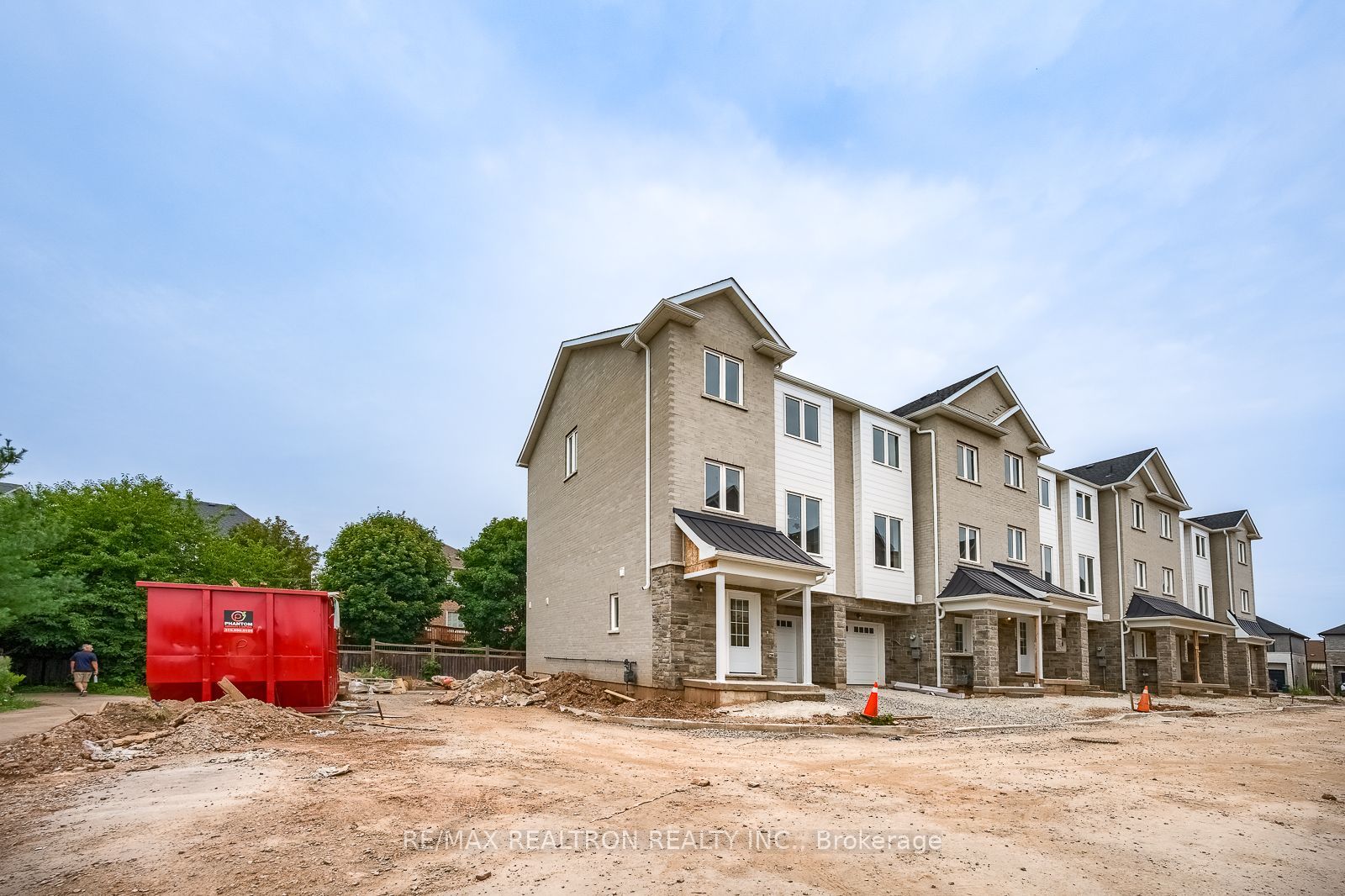 5261 Heeks Common, Burlington, ON L7L 7B6 photo 2