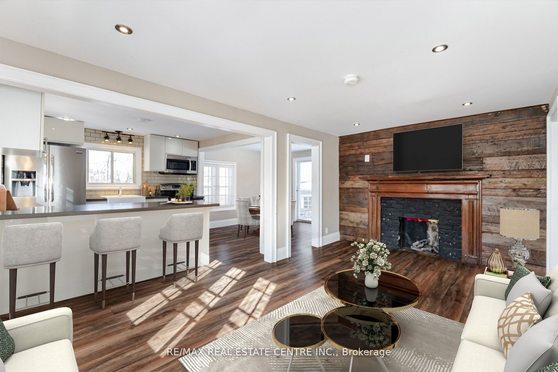 174 Victoria Street, Brampton, ON L6Y 0A6 photo 2