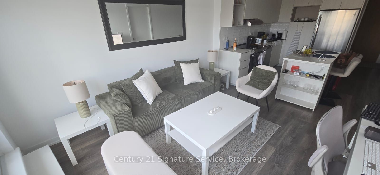 2520 Eglinton Avenue W 307, Mississauga, ON L5M 0Y2 photo 2