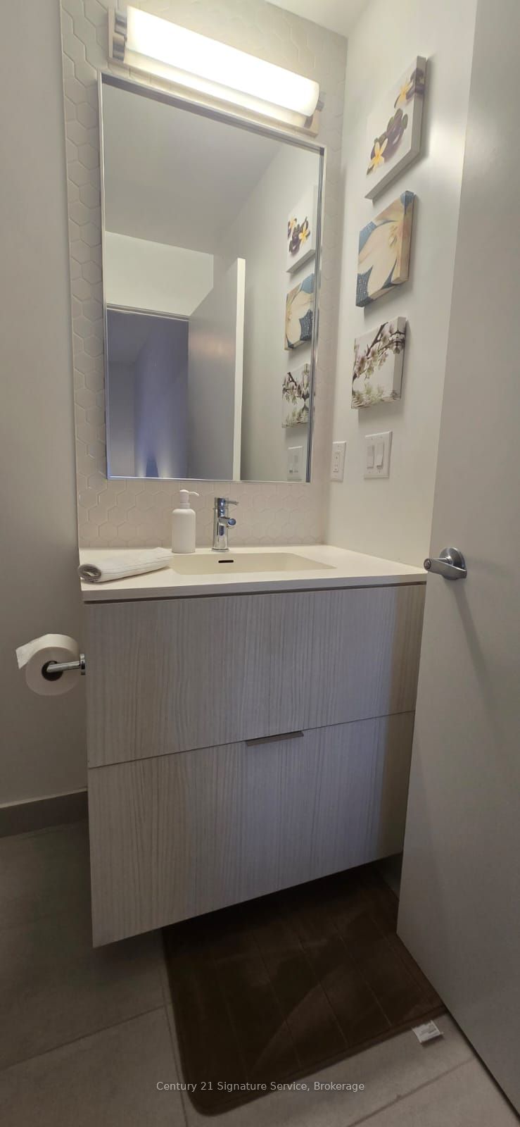 2520 Eglinton Avenue W 307, Mississauga, ON L5M 0Y2 photo 4
