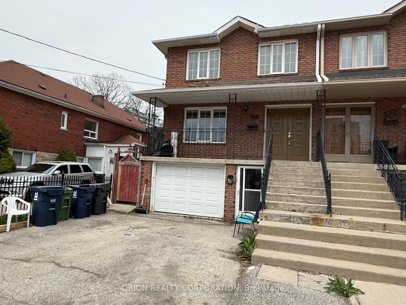 274 Viewmount Avenue Upper, Toronto, ON M6B 1V2 photo 4