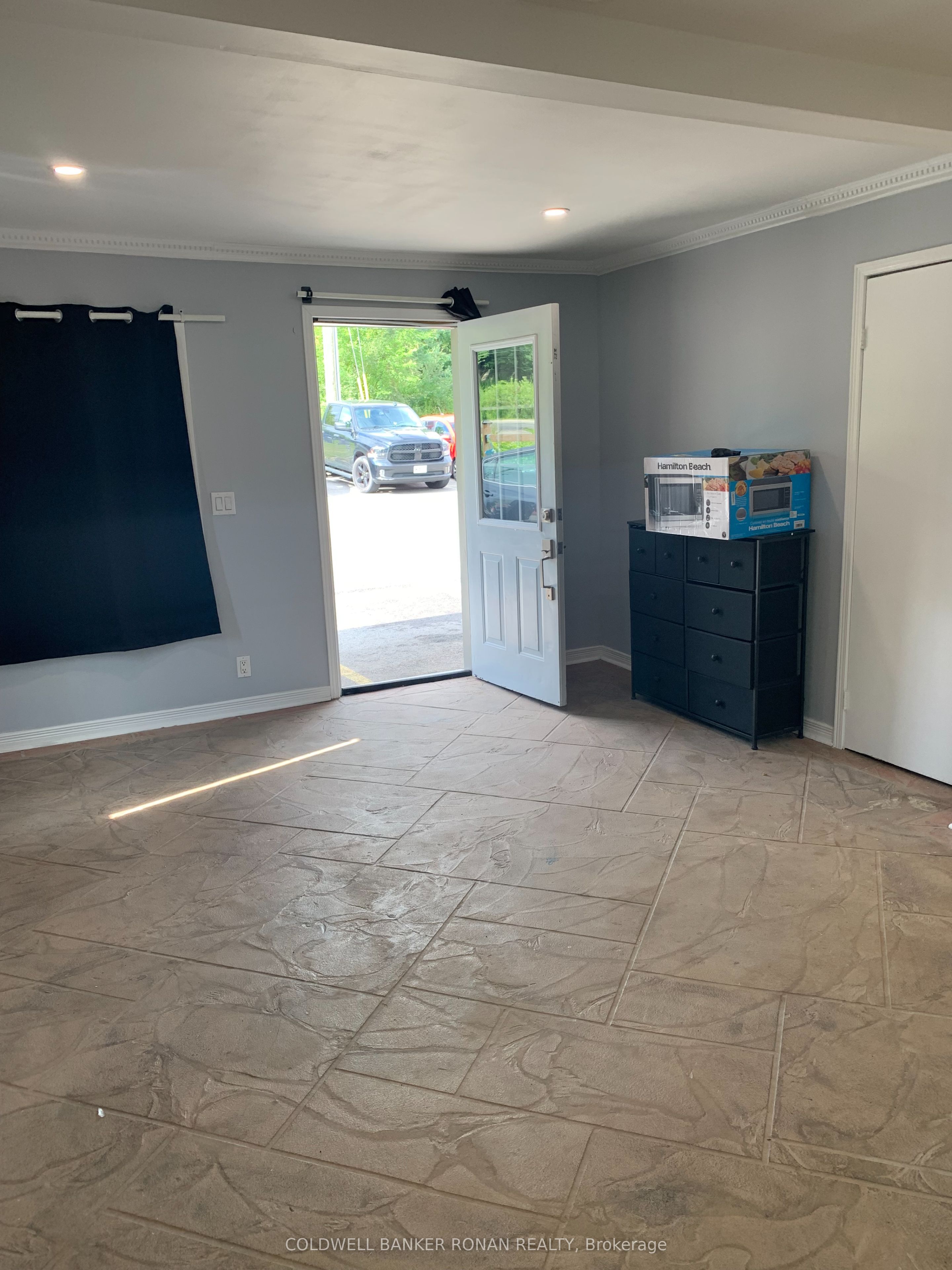 17061 Highway 50, Caledon, ON L7E 0K5 photo 2