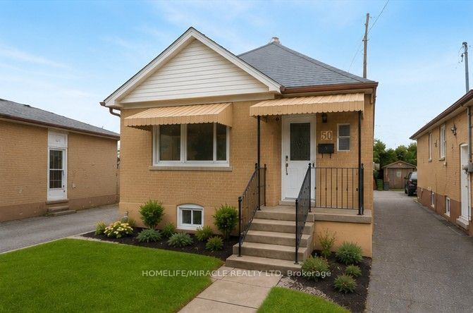 50 Haverson Boulevard, Toronto, ON M6M 3J6