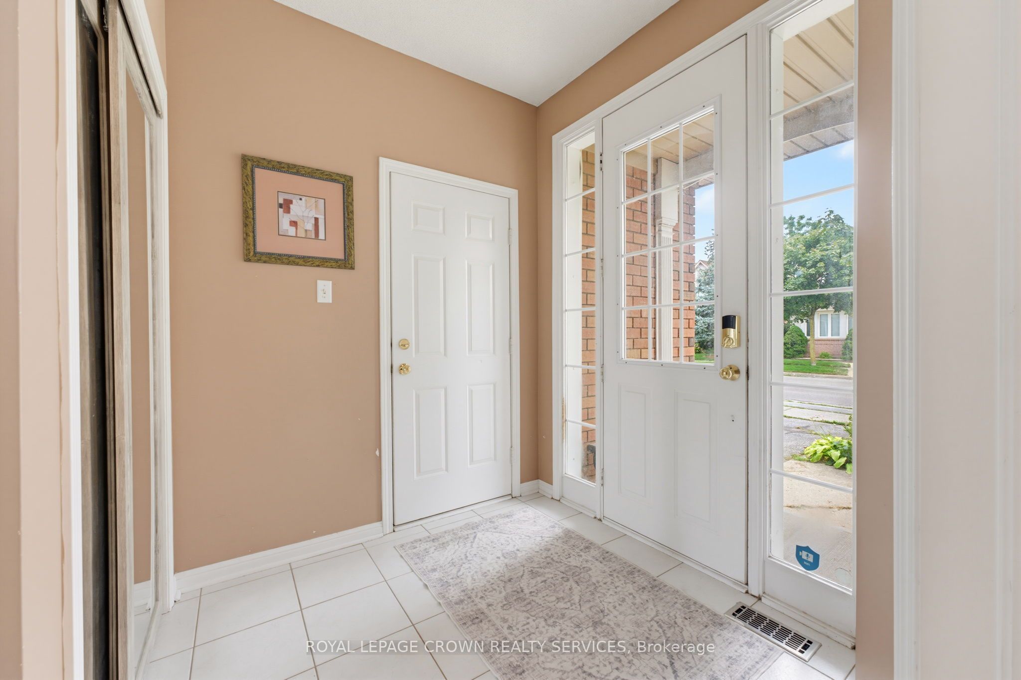 5141 Blue Spruce Avenue, Burlington, ON L7L 6G7 photo 5