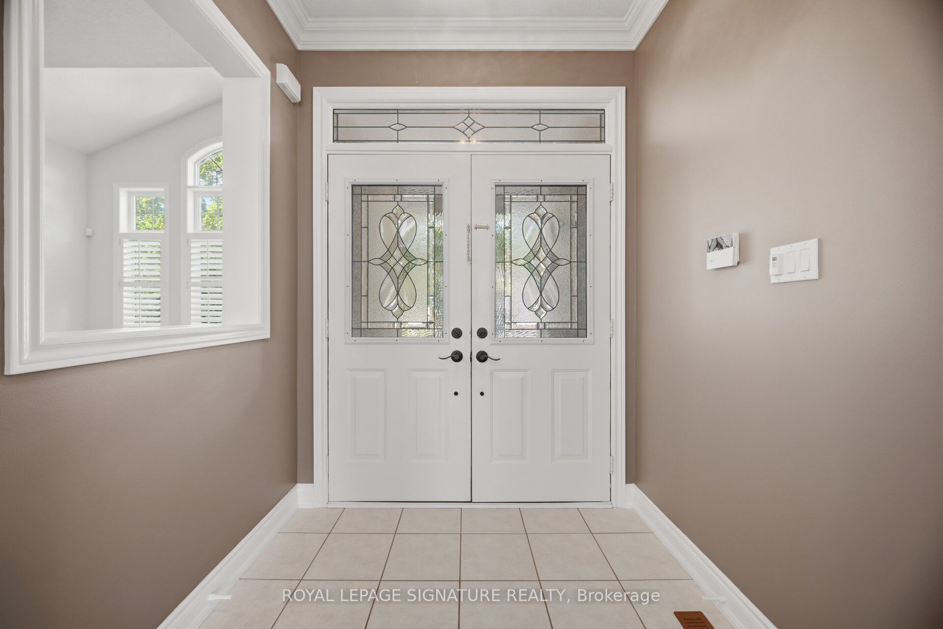 2215 Lapsley Crescent, Oakville, ON L6M 4V2 photo 2