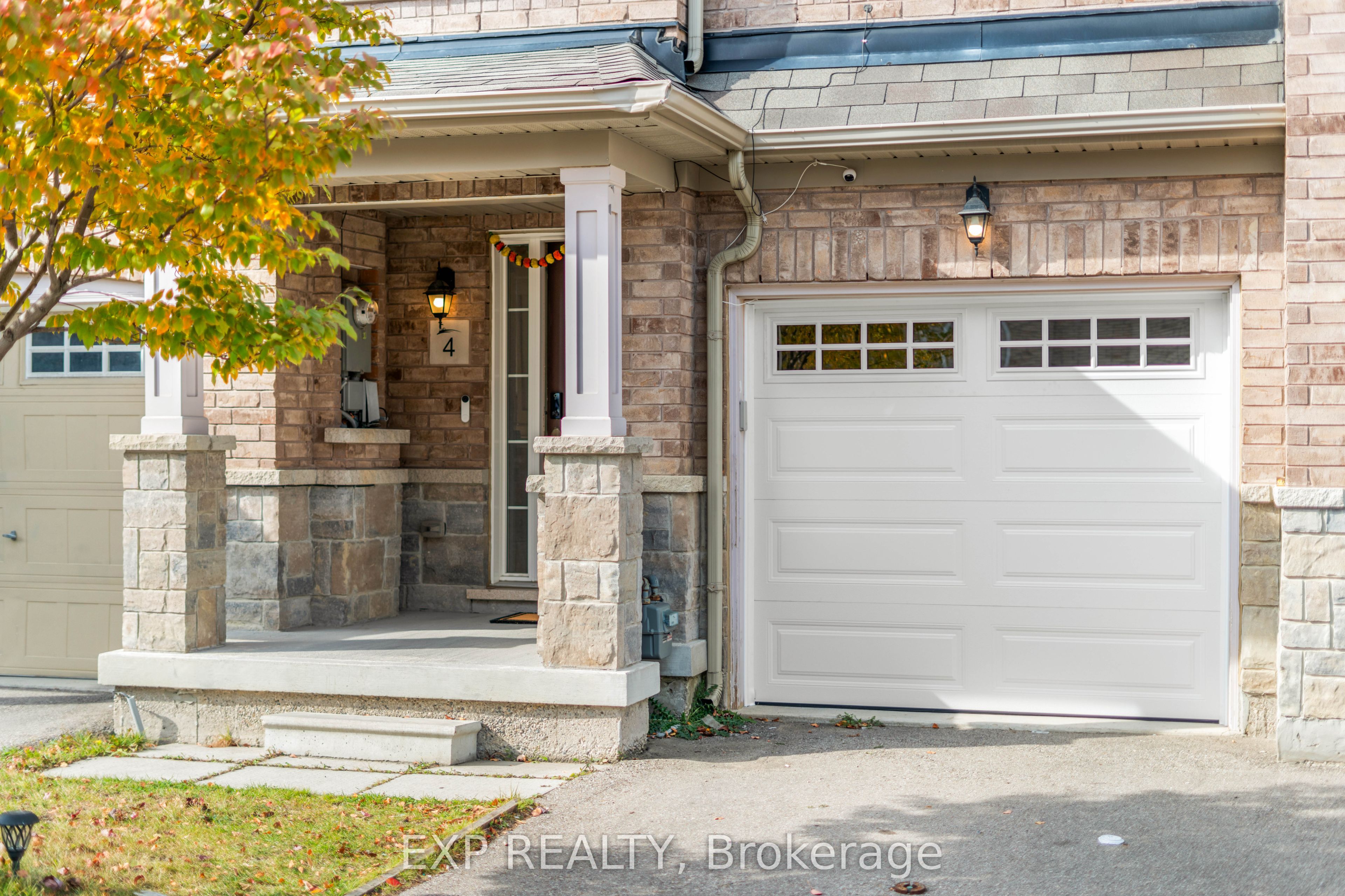 4 Magdalene Crescent, Brampton, ON L6Z 0G9