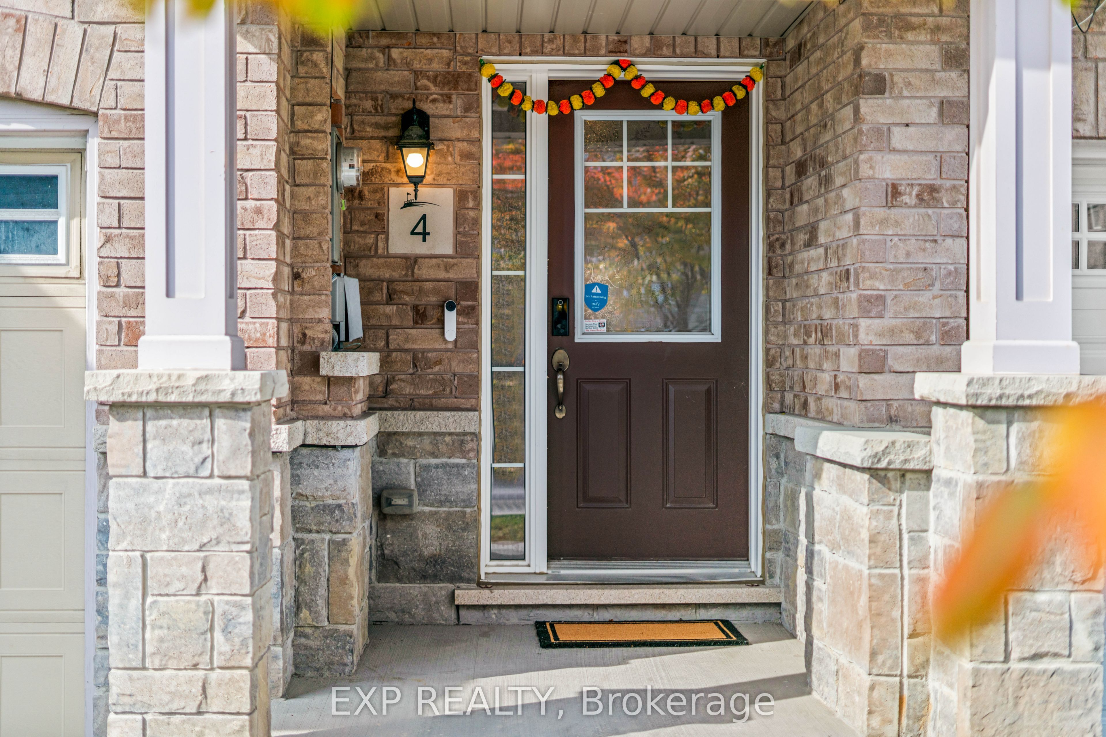 4 Magdalene Crescent, Brampton, ON L6Z 0G9 photo 3