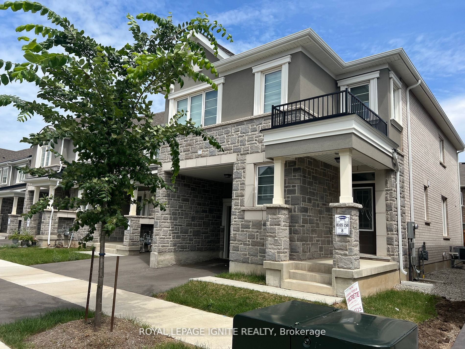 1253 Redbud Gardens, Milton, ON L9E 1S2 photo 3